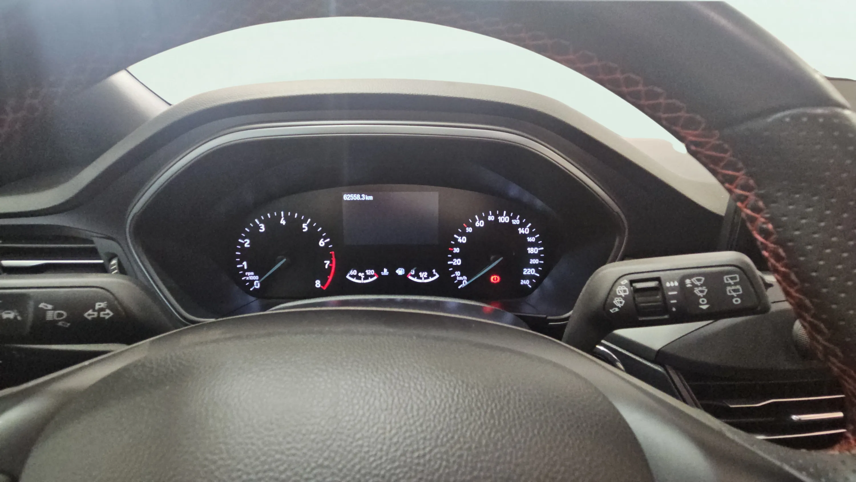Ford Focus 1.0 EcoBoost MHEV ST-Line - foto 11