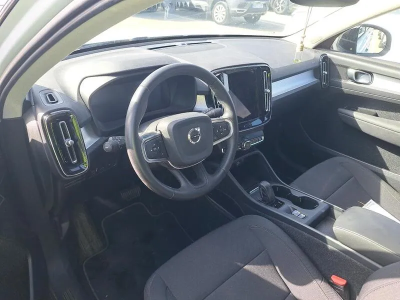 Volvo XC40 1.5 T4 Twin Recharge R-Design Exp - foto 4