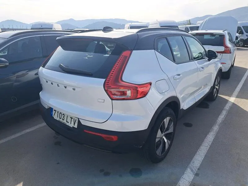 Volvo XC40 1.5 T4 Twin Recharge R-Design Exp - foto 3