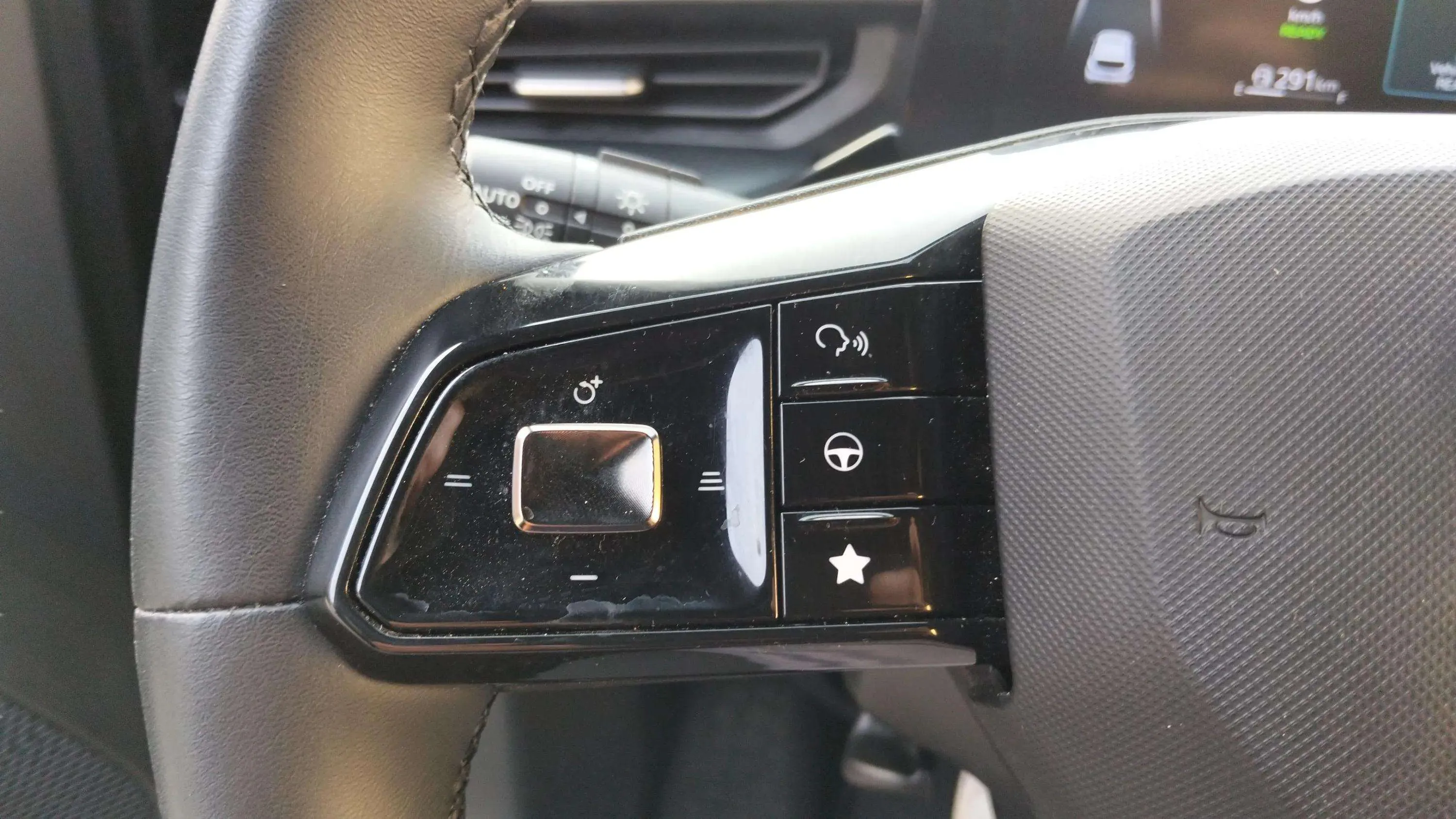 MG MG3 Hybrid+ Luxury - foto 7