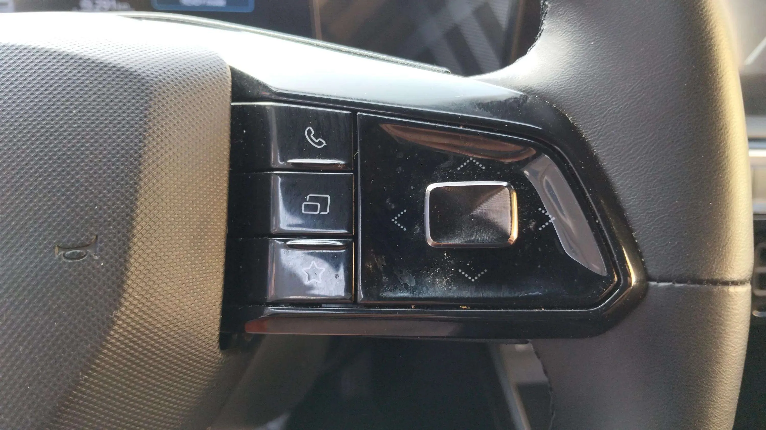 MG MG3 Hybrid+ Luxury - foto 8