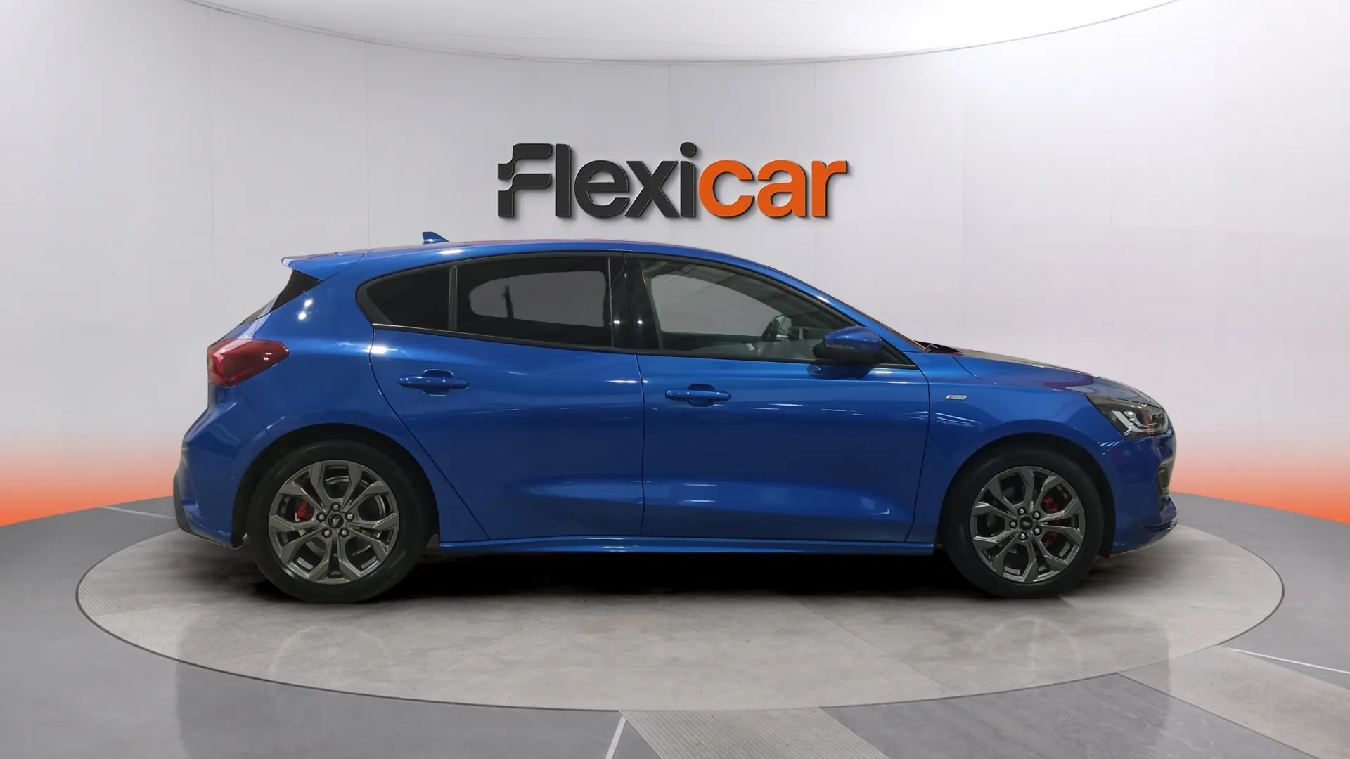 Ford Focus 1.0 EcoBoost MHEV ST-Line - foto 8