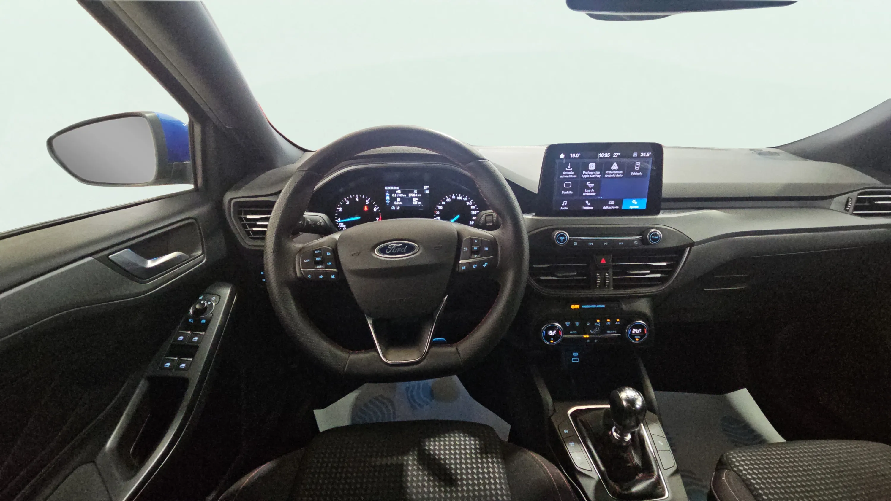 Ford Focus 1.0 EcoBoost MHEV ST-Line - foto 10