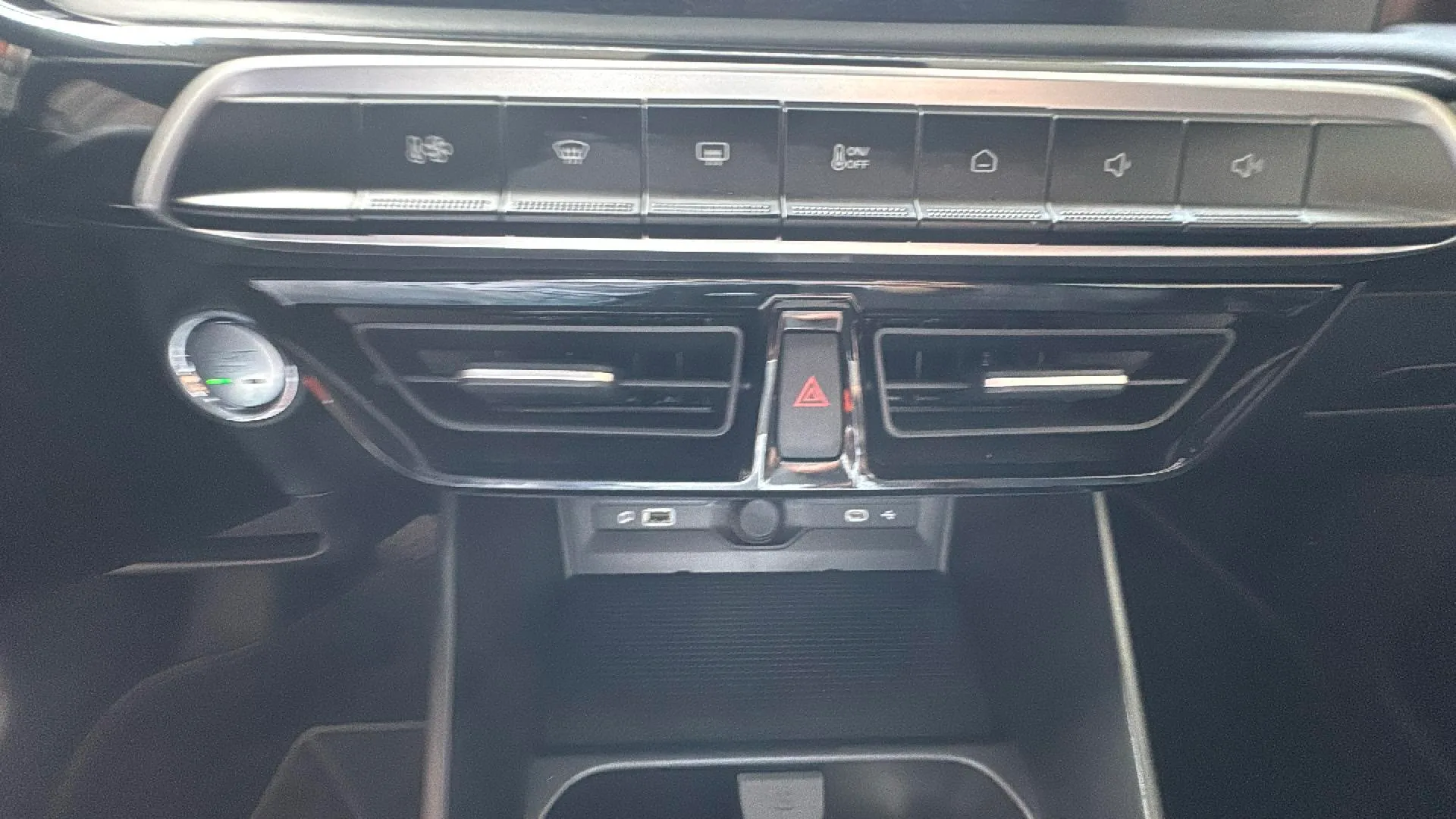 MG MG3 Hybrid+ Luxury - foto 16
