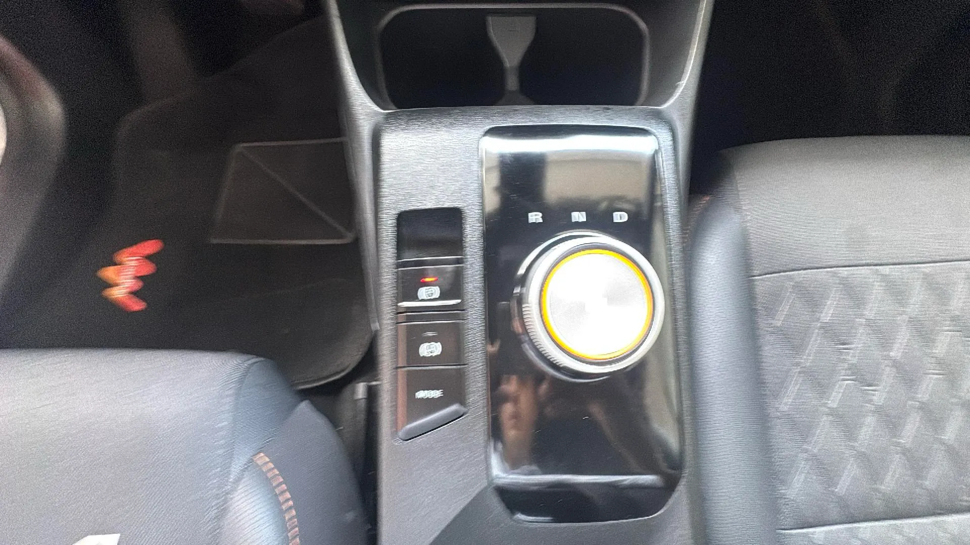 MG MG3 Hybrid+ Luxury - foto 17