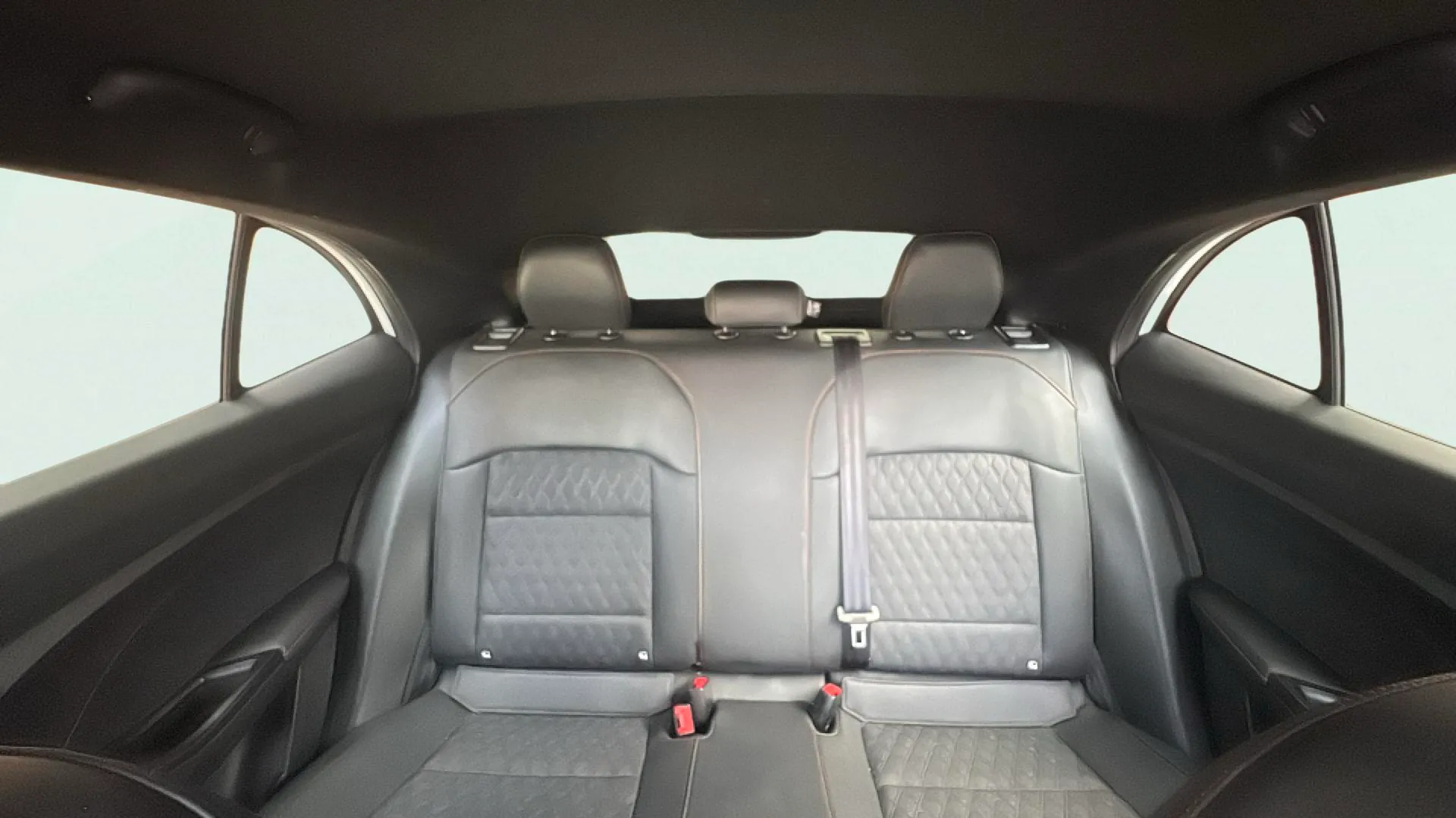 MG MG3 Hybrid+ Luxury - foto 13