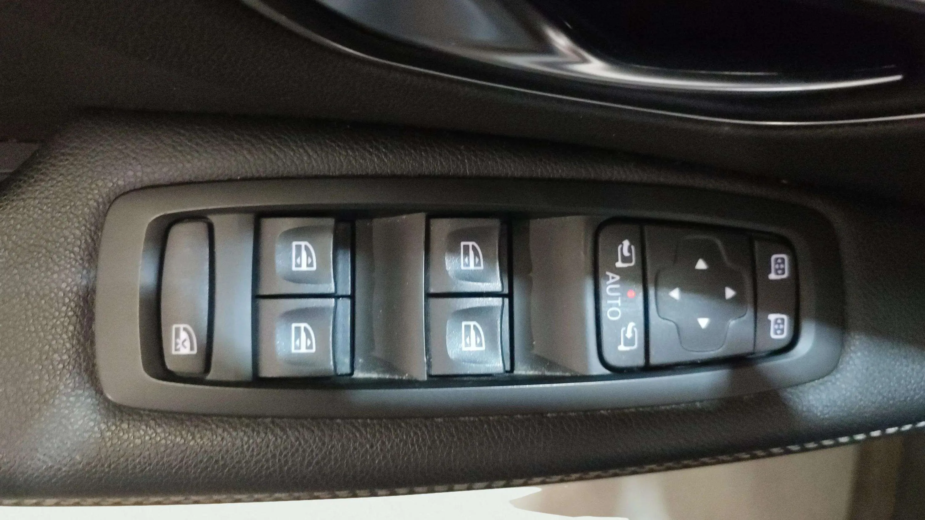 Renault Scénic Zen GPF TCe 18 - foto 15