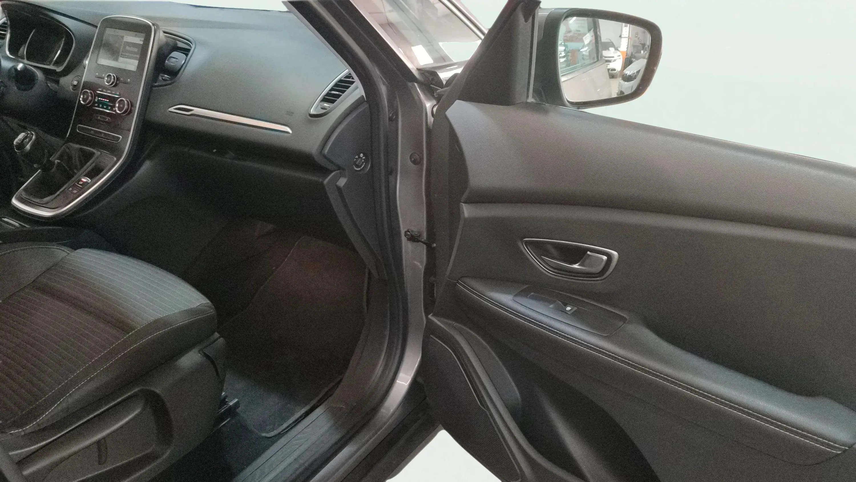 Renault Scénic Zen GPF TCe 18 - foto 7