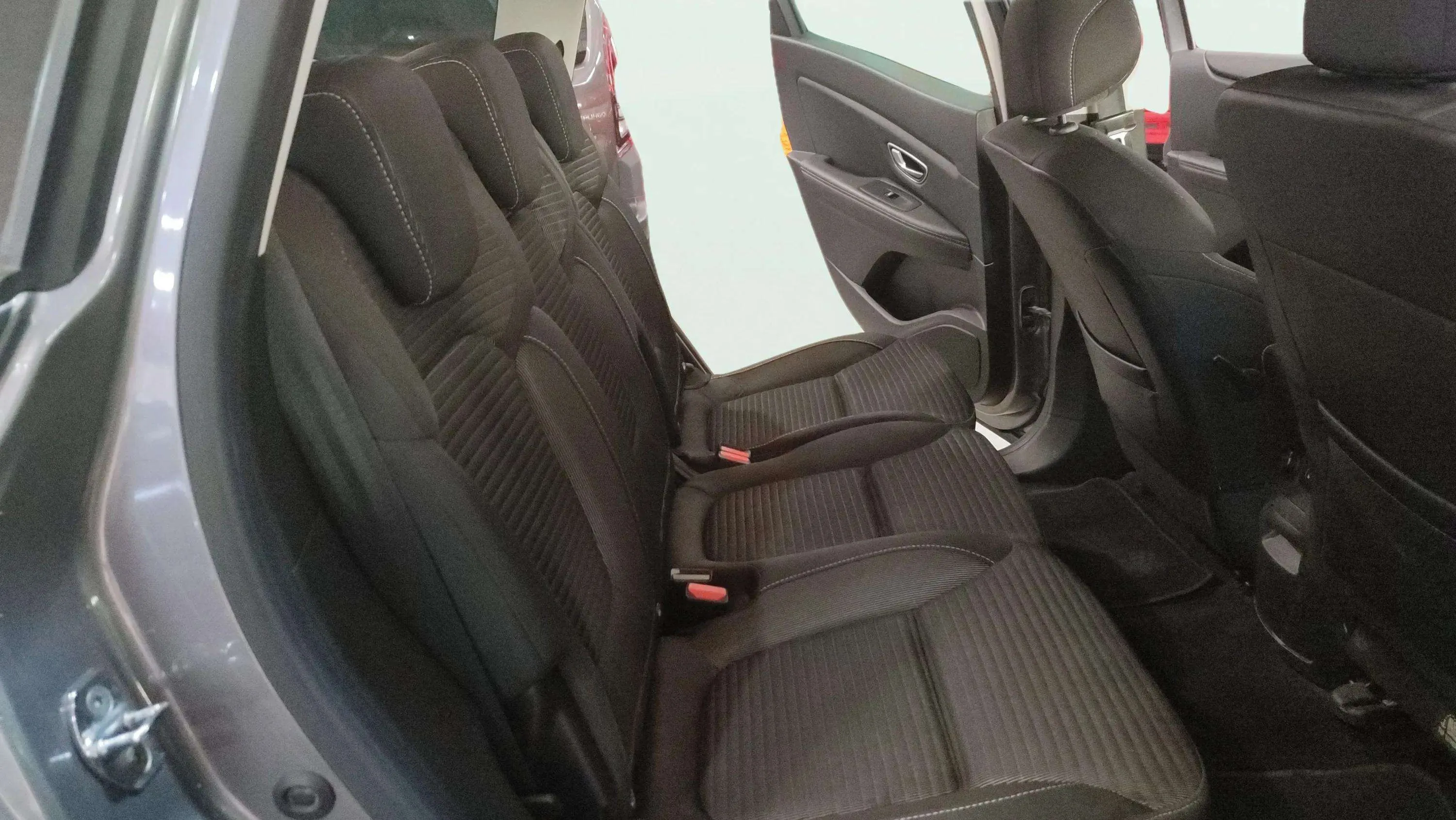 Renault Scénic Zen GPF TCe 18 - foto 8