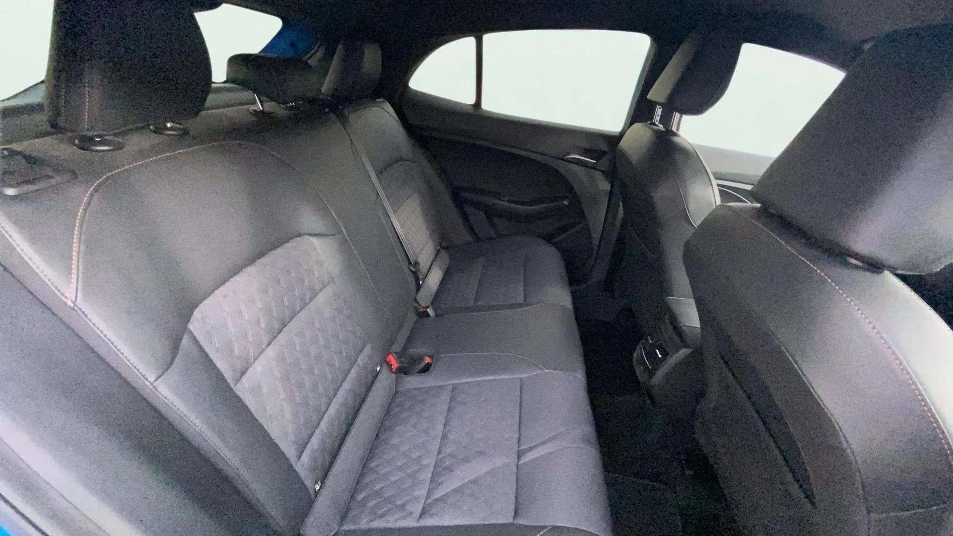 MG MG3 Hybrid+ Luxury - foto 14