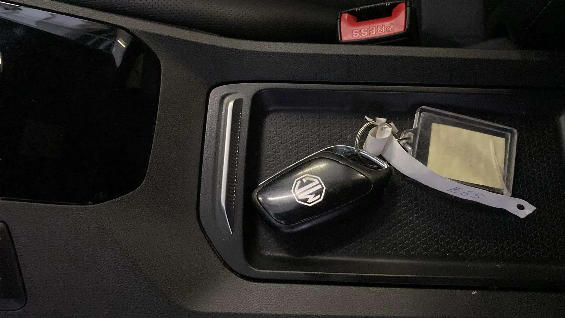 MG MG3 Hybrid+ Luxury - foto 16