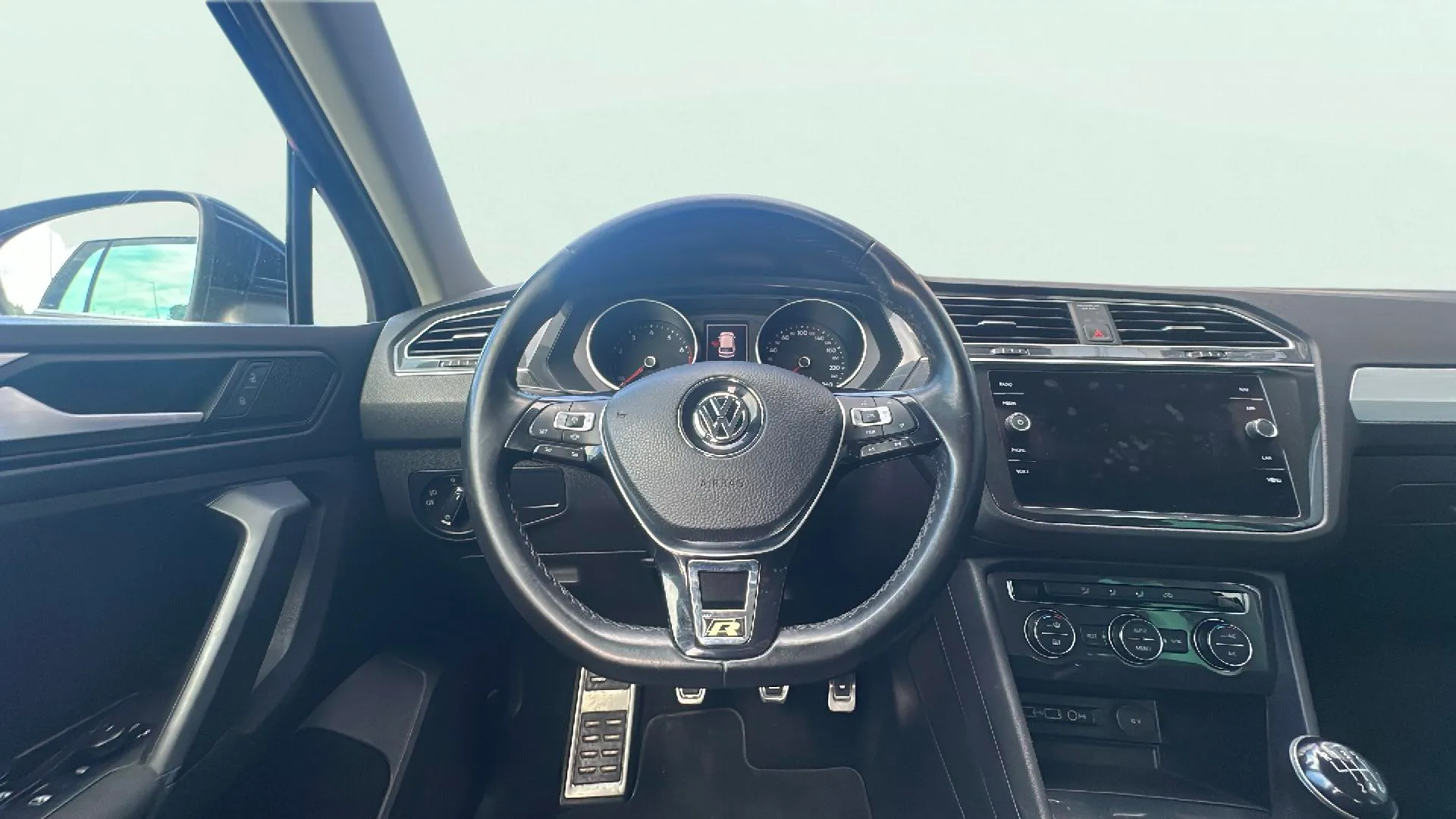 Volkswagen Tiguan Advance 1.5 TSI - foto 14
