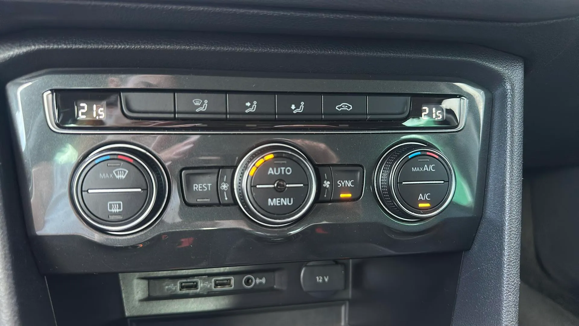 Volkswagen Tiguan Advance 1.5 TSI - foto 26