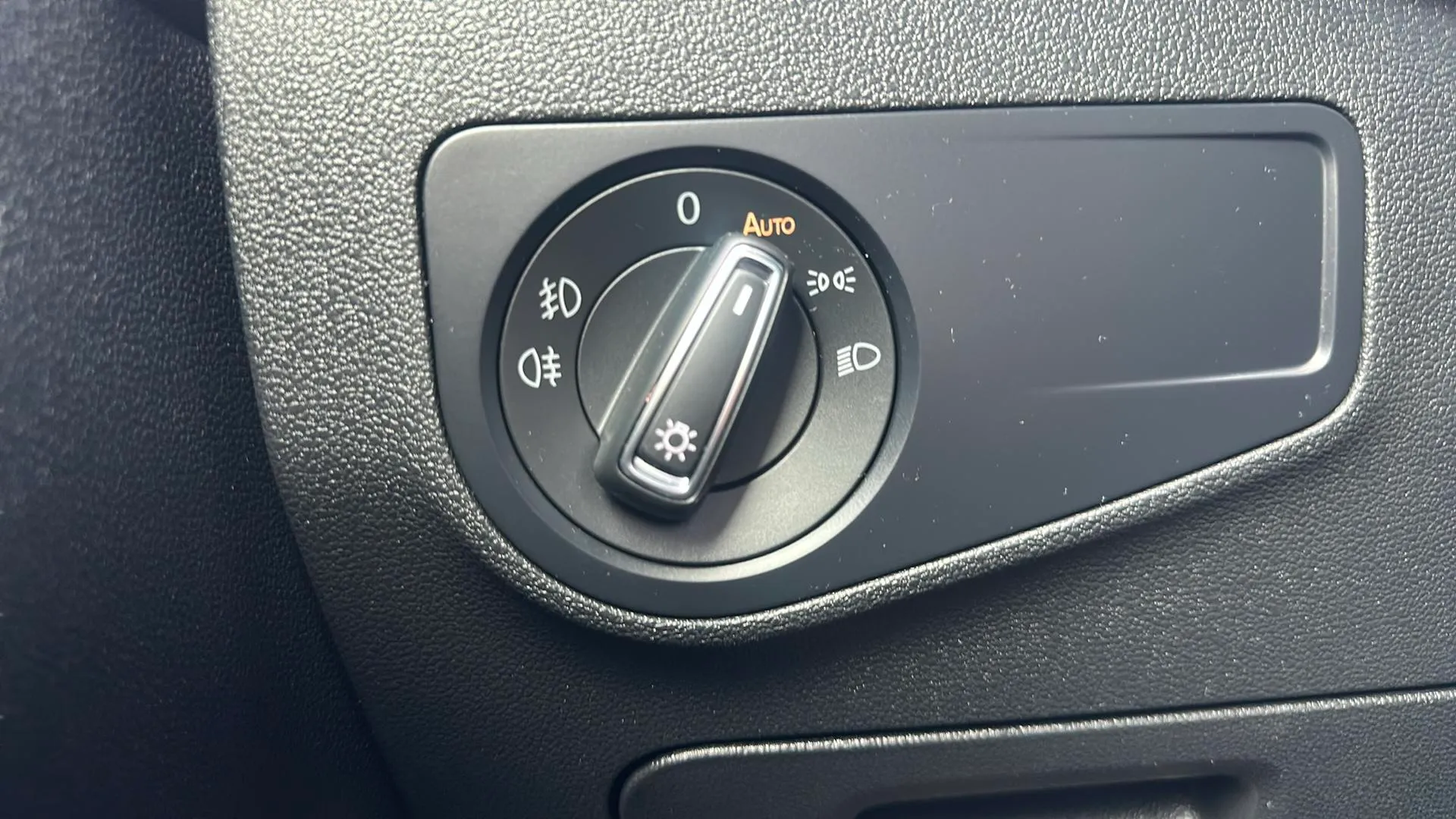 Volkswagen Tiguan Advance 1.5 TSI - foto 28