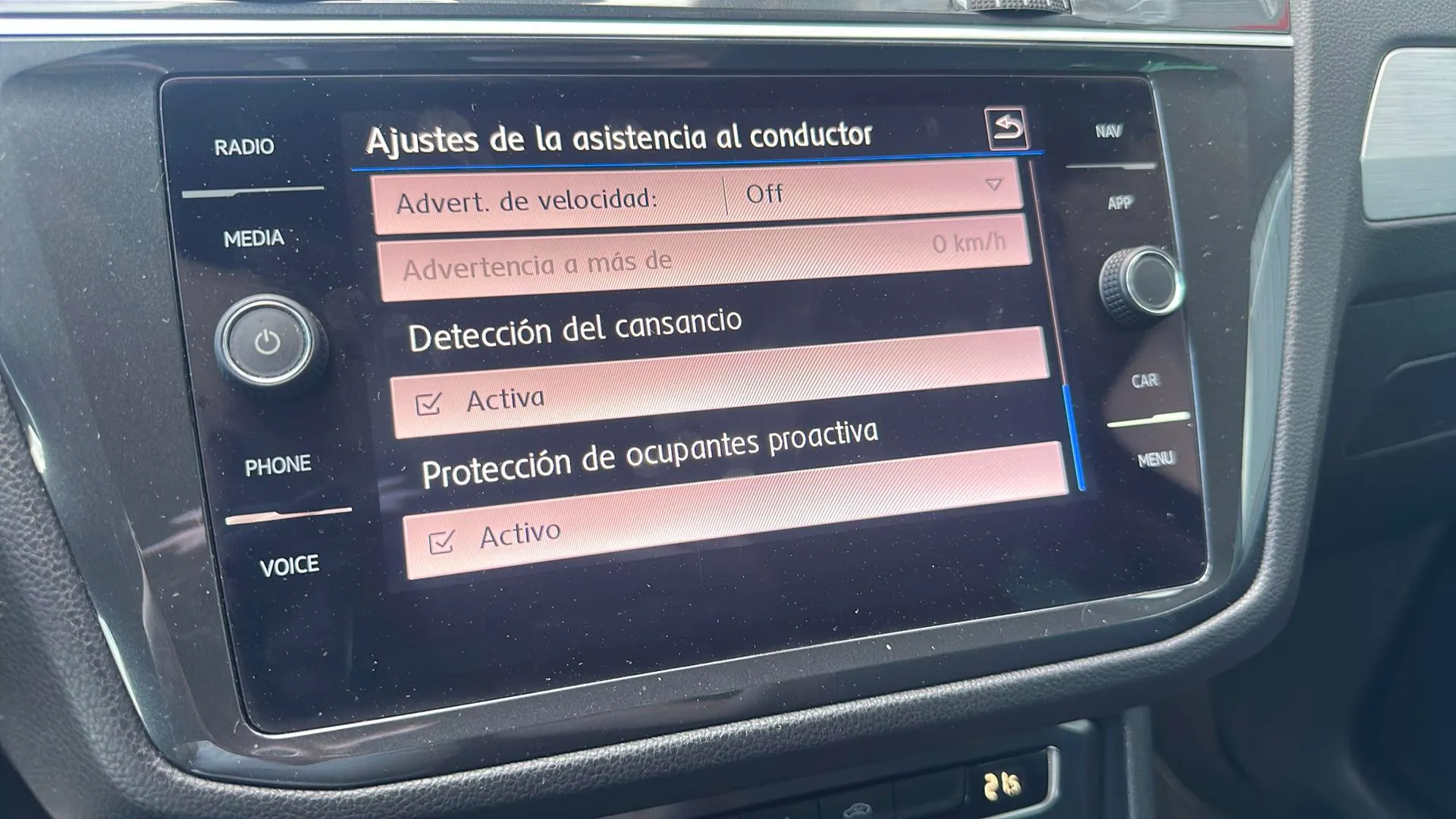 Volkswagen Tiguan Advance 1.5 TSI - foto 25