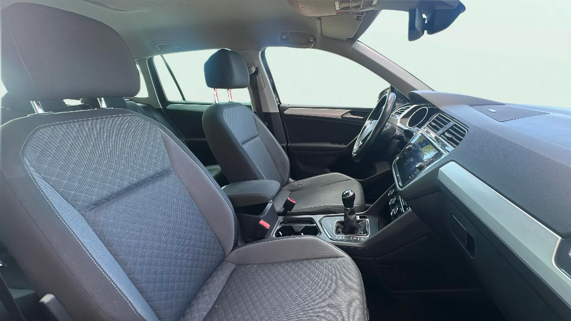 Volkswagen Tiguan Advance 1.5 TSI - foto 18