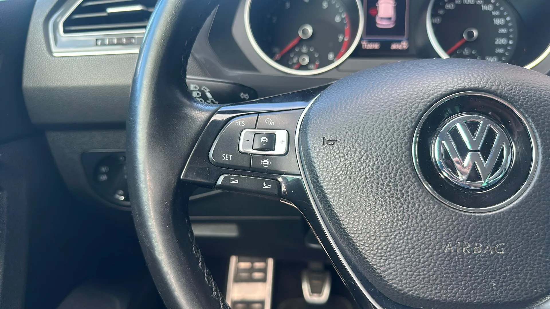 Volkswagen Tiguan Advance 1.5 TSI - foto 15