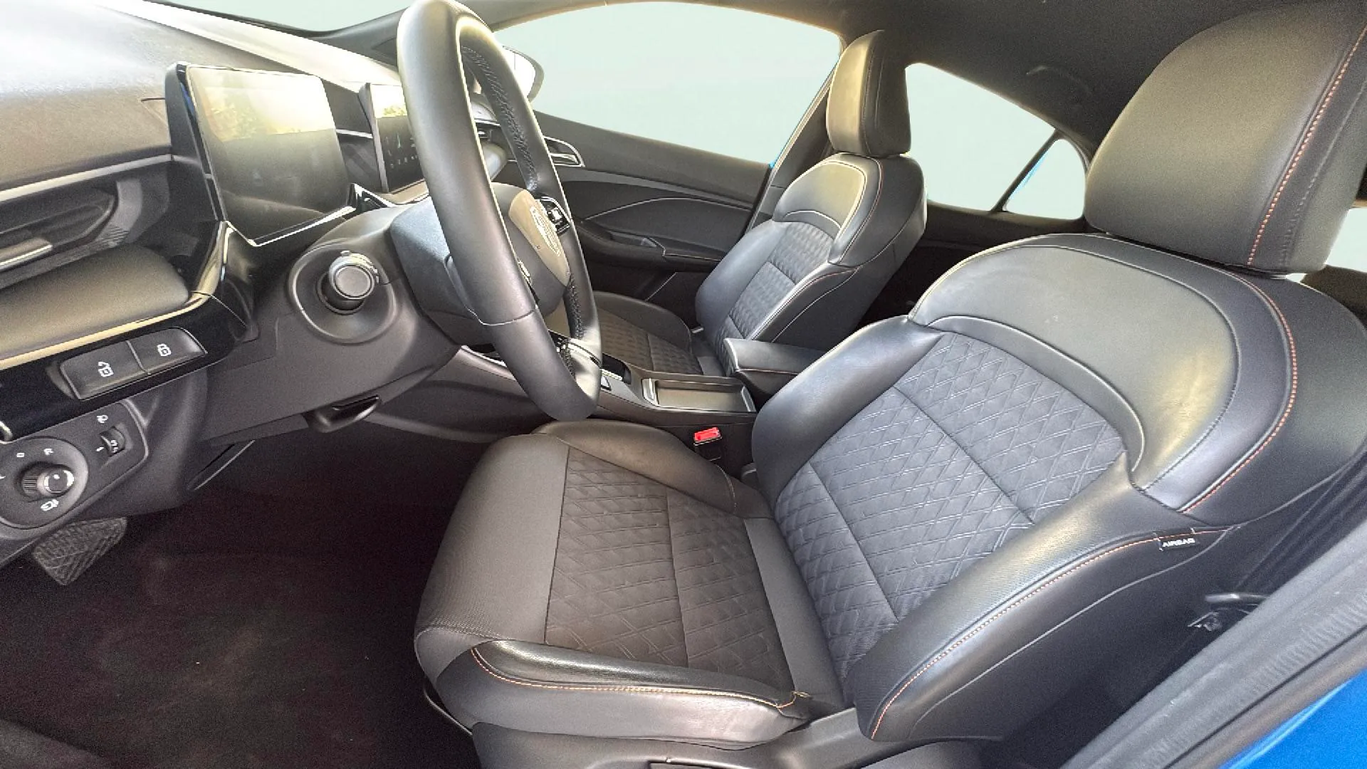 MG MG3 Hybrid+ Luxury - foto 24
