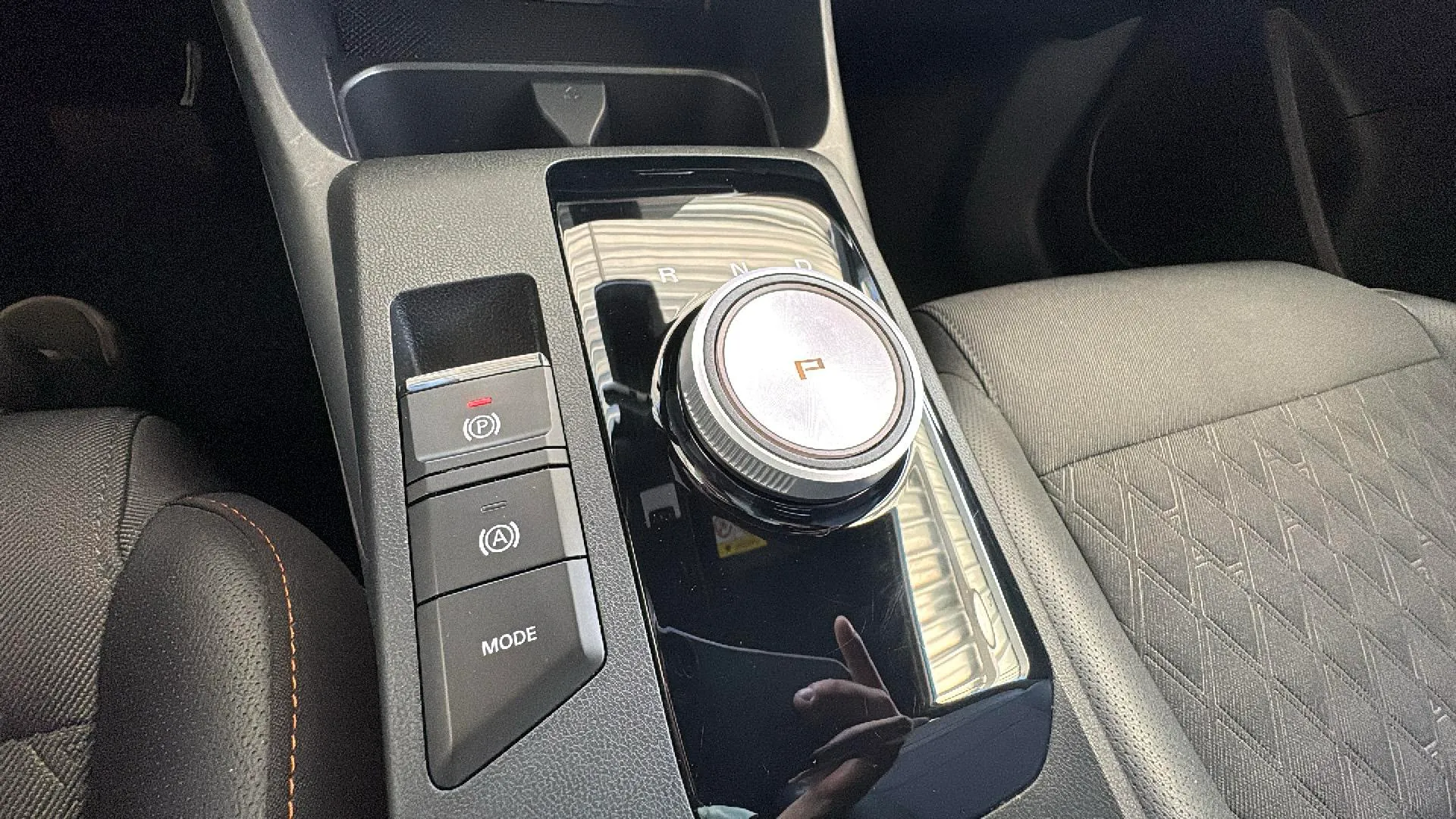 MG MG3 Hybrid+ Luxury - foto 22