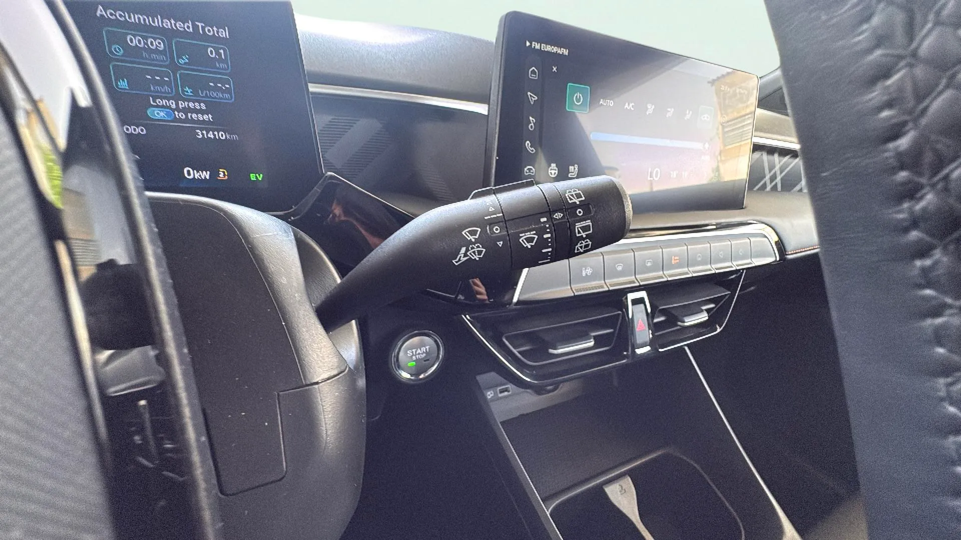 MG MG3 Hybrid+ Luxury - foto 15