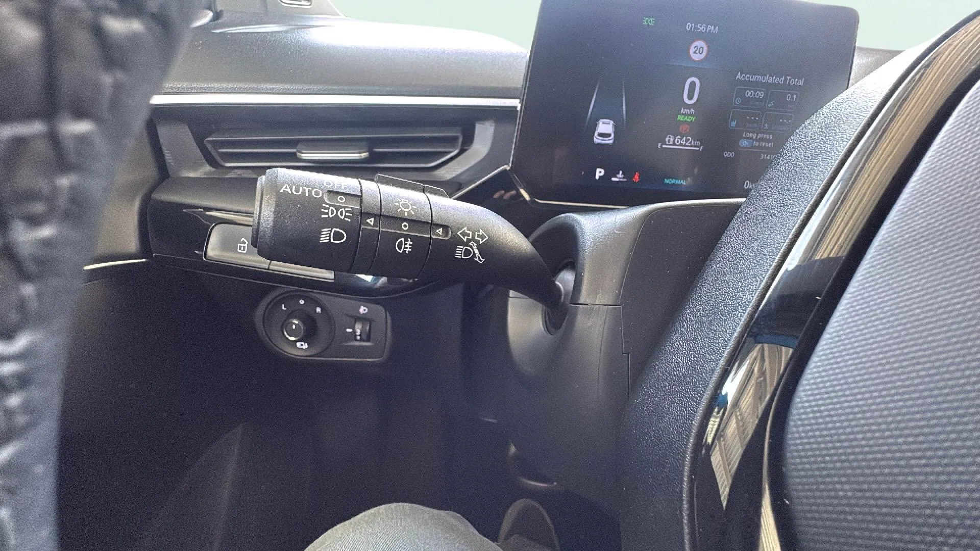 MG MG3 Hybrid+ Luxury - foto 14