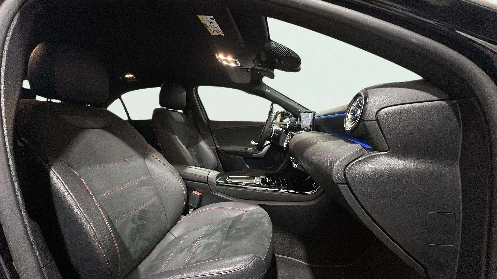 Mercedes-Benz Clase A A 180 Sedán - foto 10