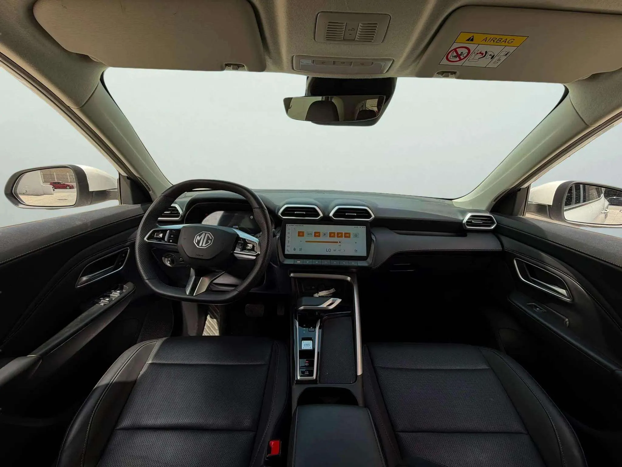 MG ZS Hybrid+ Luxury - foto 9