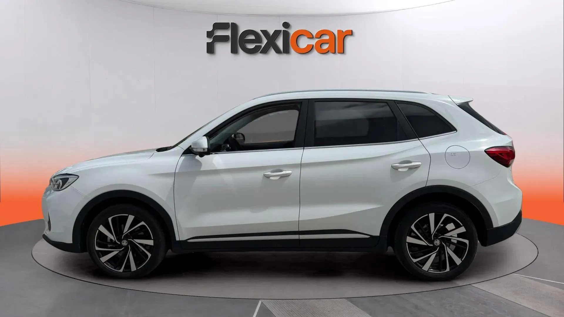 MG ZS Hybrid+ Luxury - foto 7
