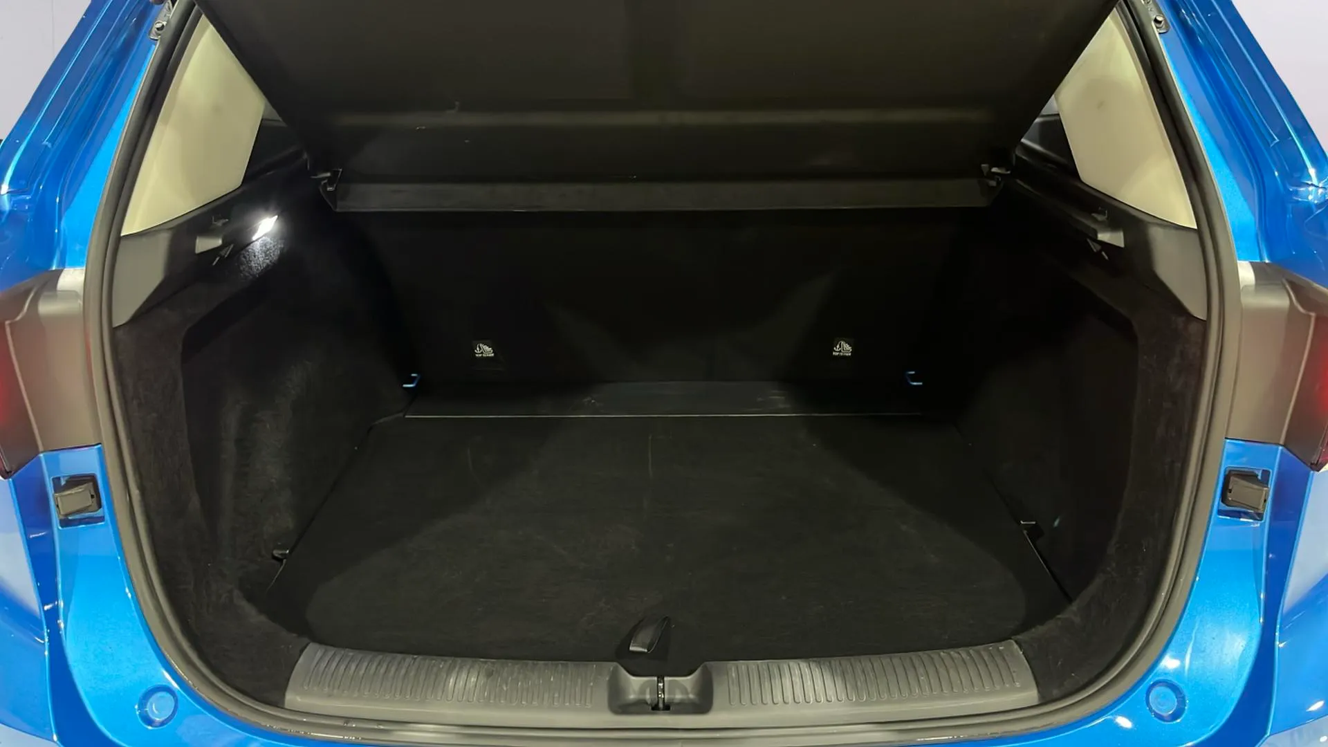 MG ZS Hybrid+ Luxury - foto 9