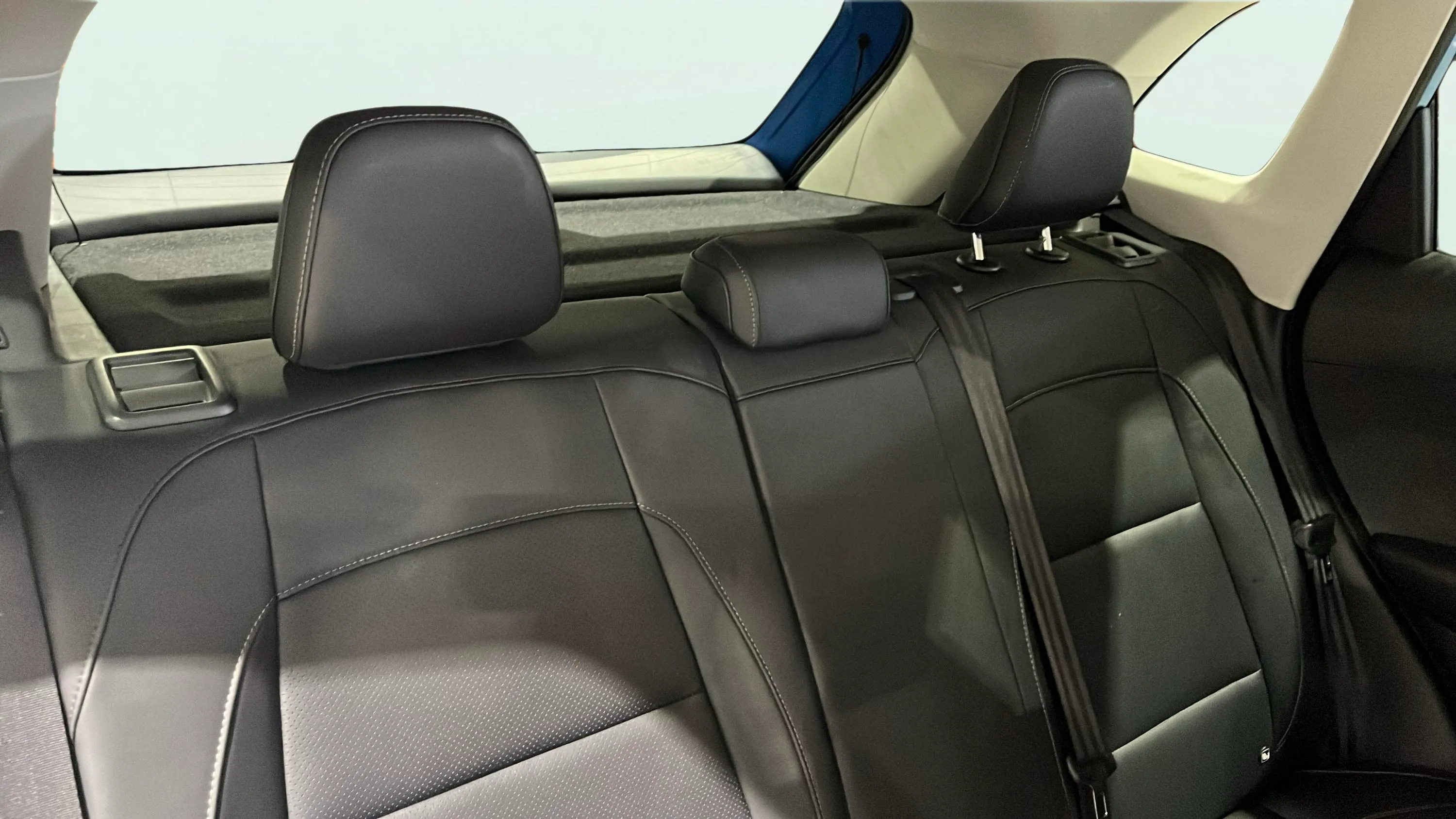 MG ZS Hybrid+ Luxury - foto 14