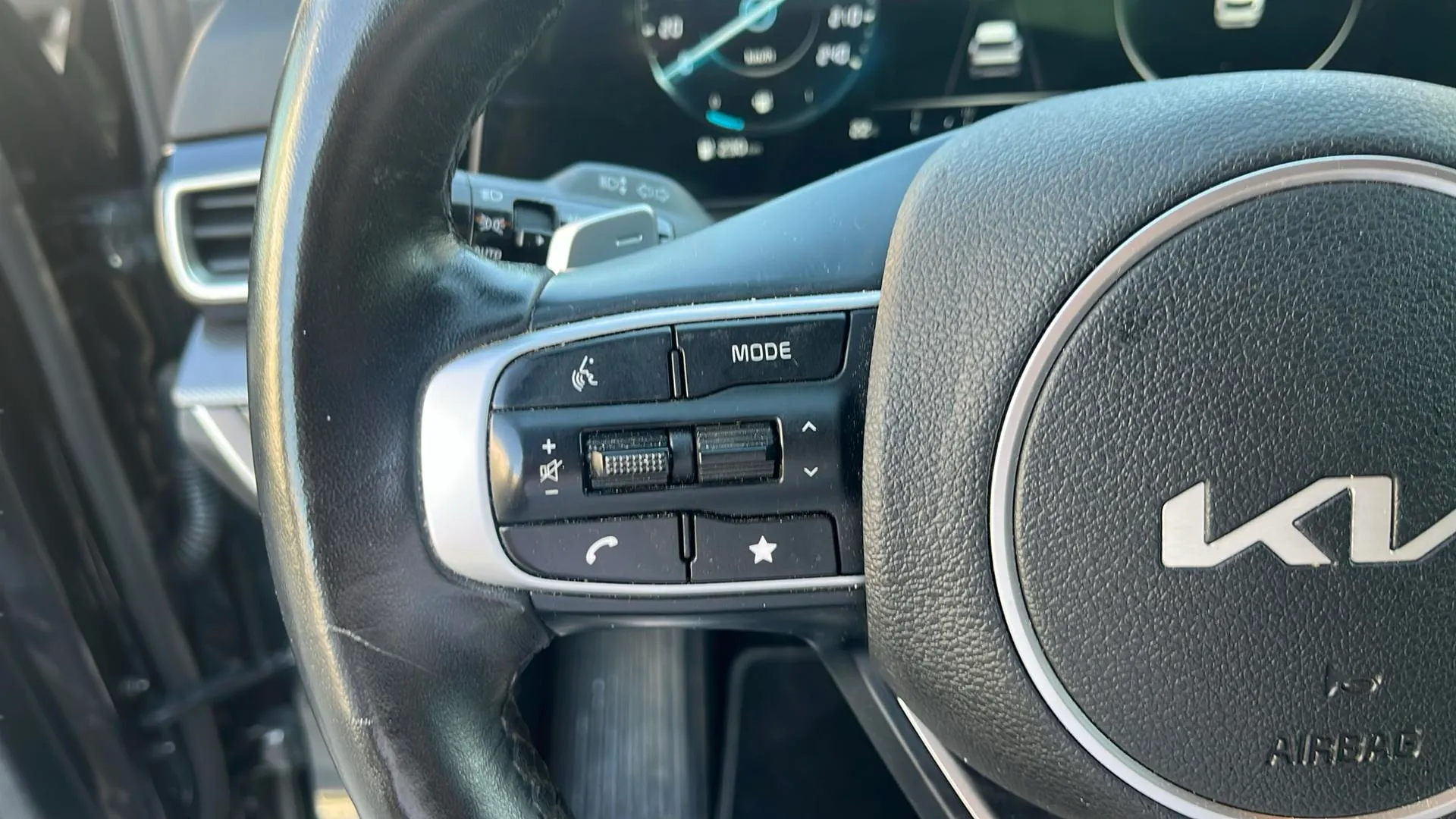 Kia Sportage 1.6 T-GDi HEV Tech 4x4 - foto 10