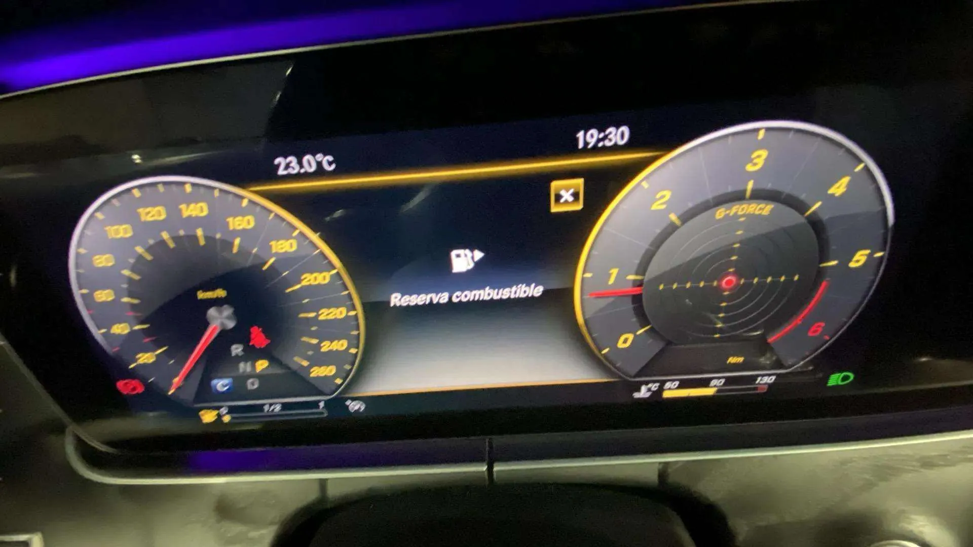 Mercedes-Benz Clase E E 220 d - foto 9