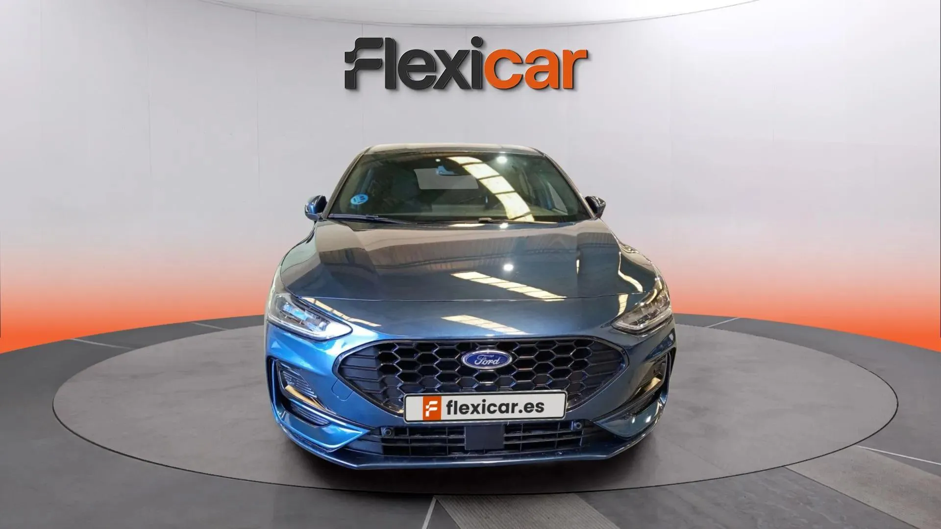 Ford Focus 1.0 EcoBoost MHEV ST-Line - foto 2