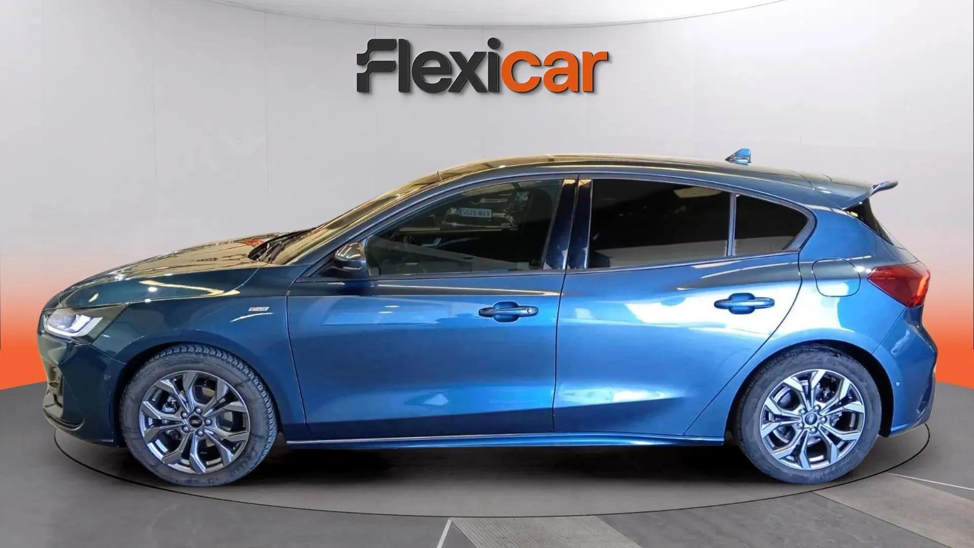 Ford Focus 1.0 EcoBoost MHEV ST-Line - foto 3