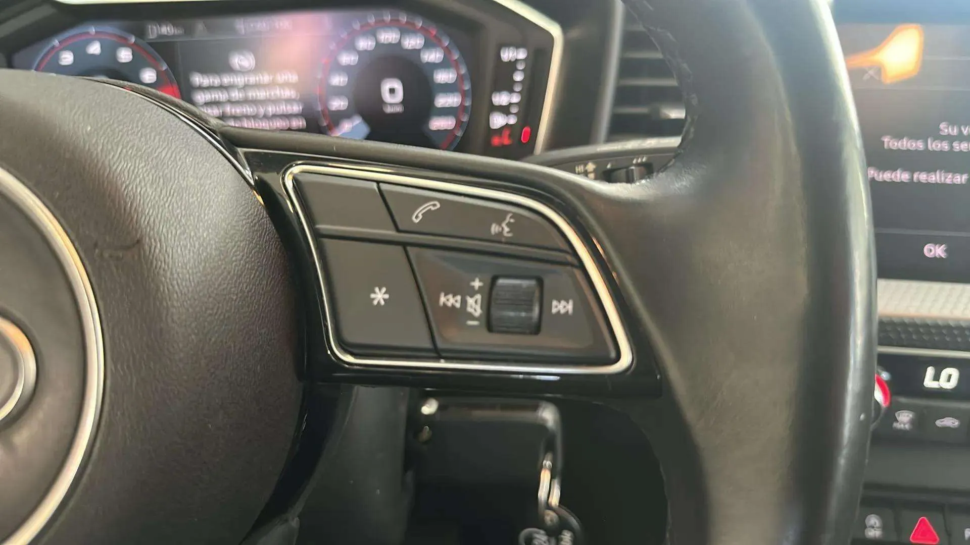 Audi A1 citycarver Adrenalin 30 TFSI S tron - foto 14