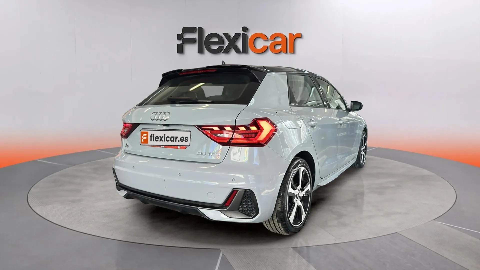Audi A1 citycarver Adrenalin 30 TFSI S tron - foto 9