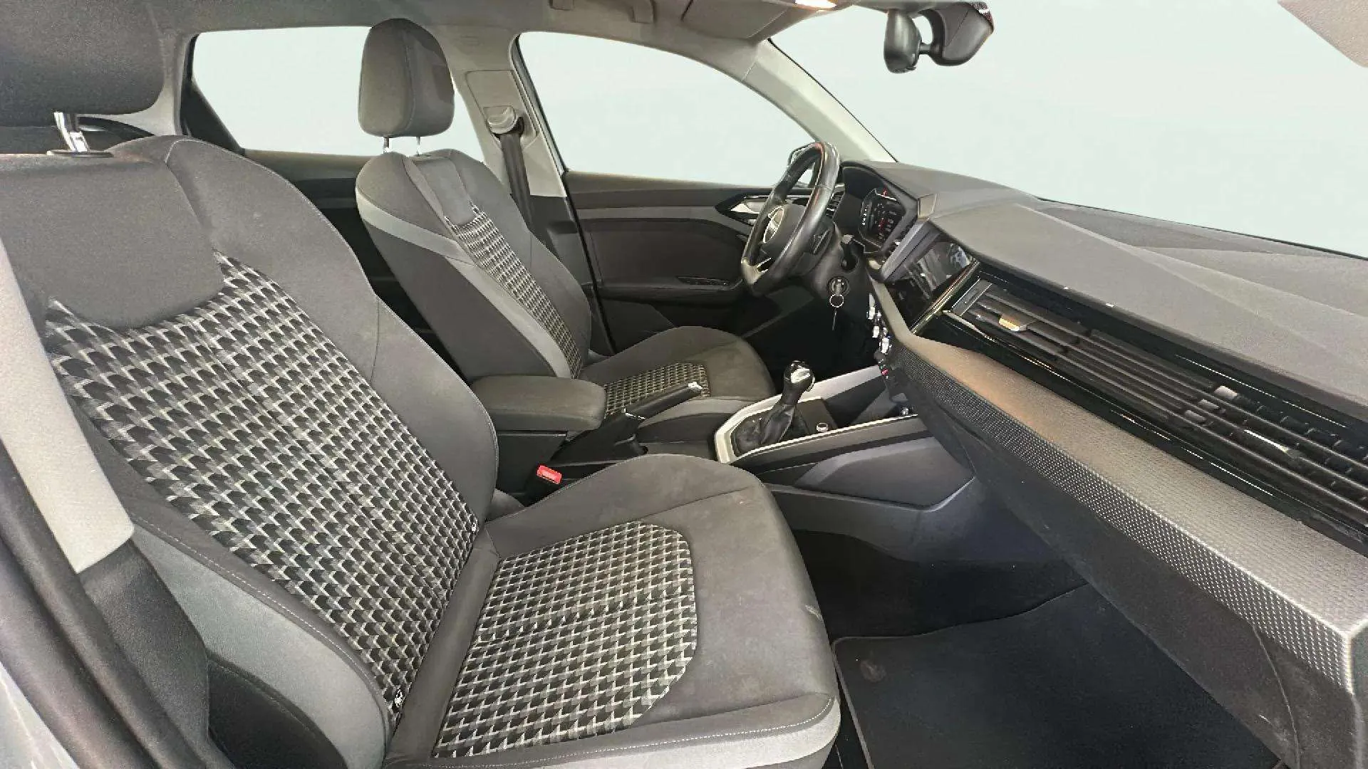 Audi A1 citycarver Adrenalin 30 TFSI S tron - foto 23