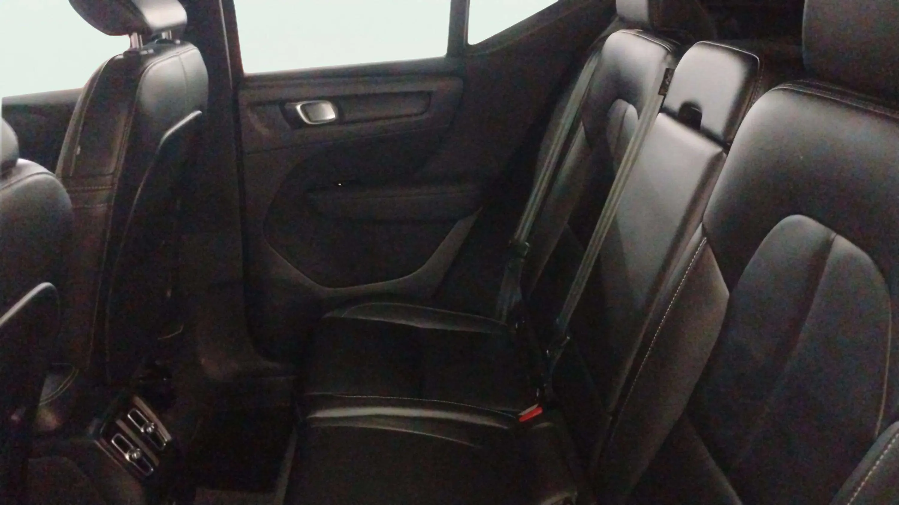 Volvo XC40 1.5 T5 Twin Recharge Inscription Ex - foto 10