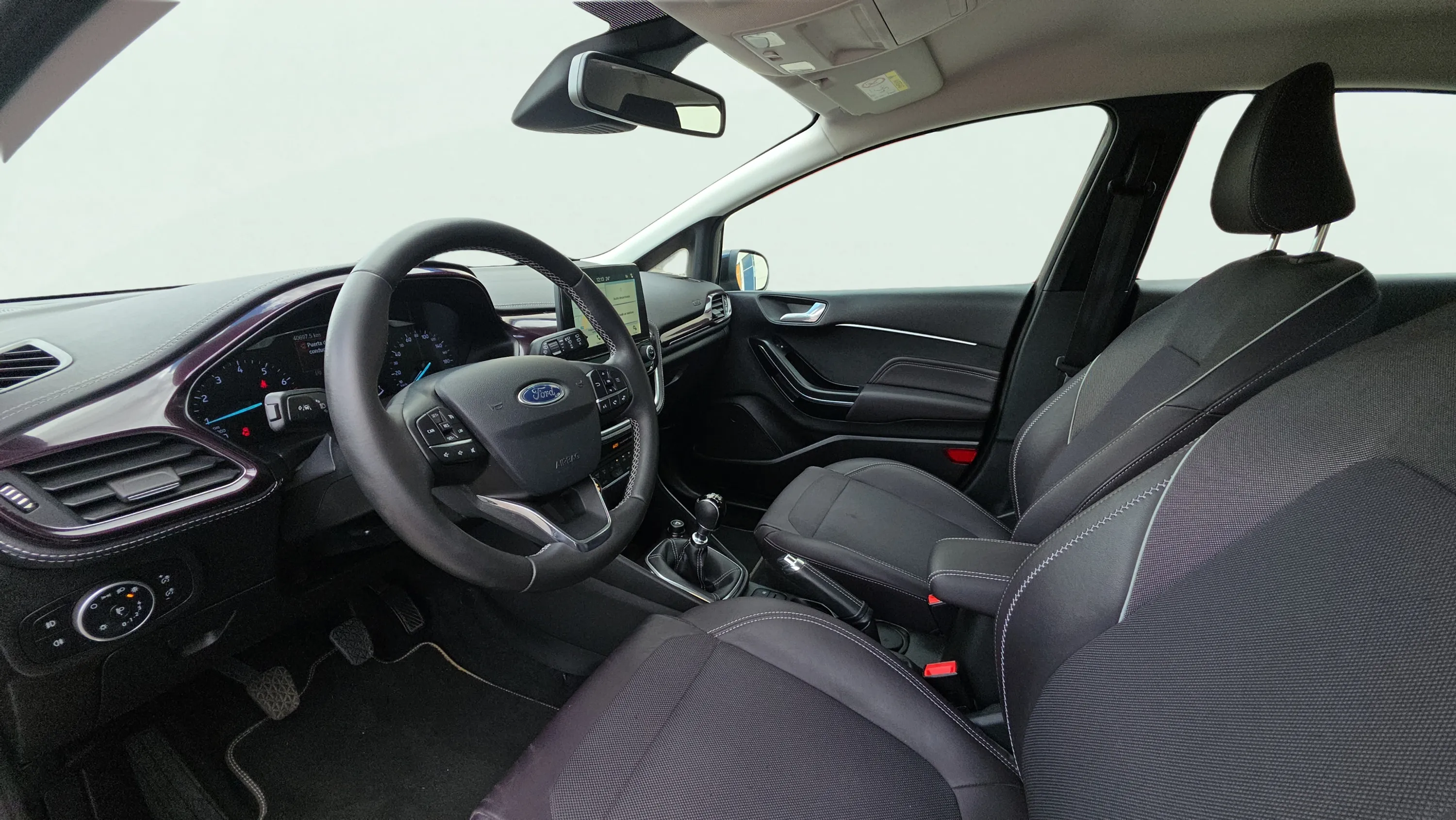 Ford Fiesta 1.0 EcoBoost Vignale - foto 12
