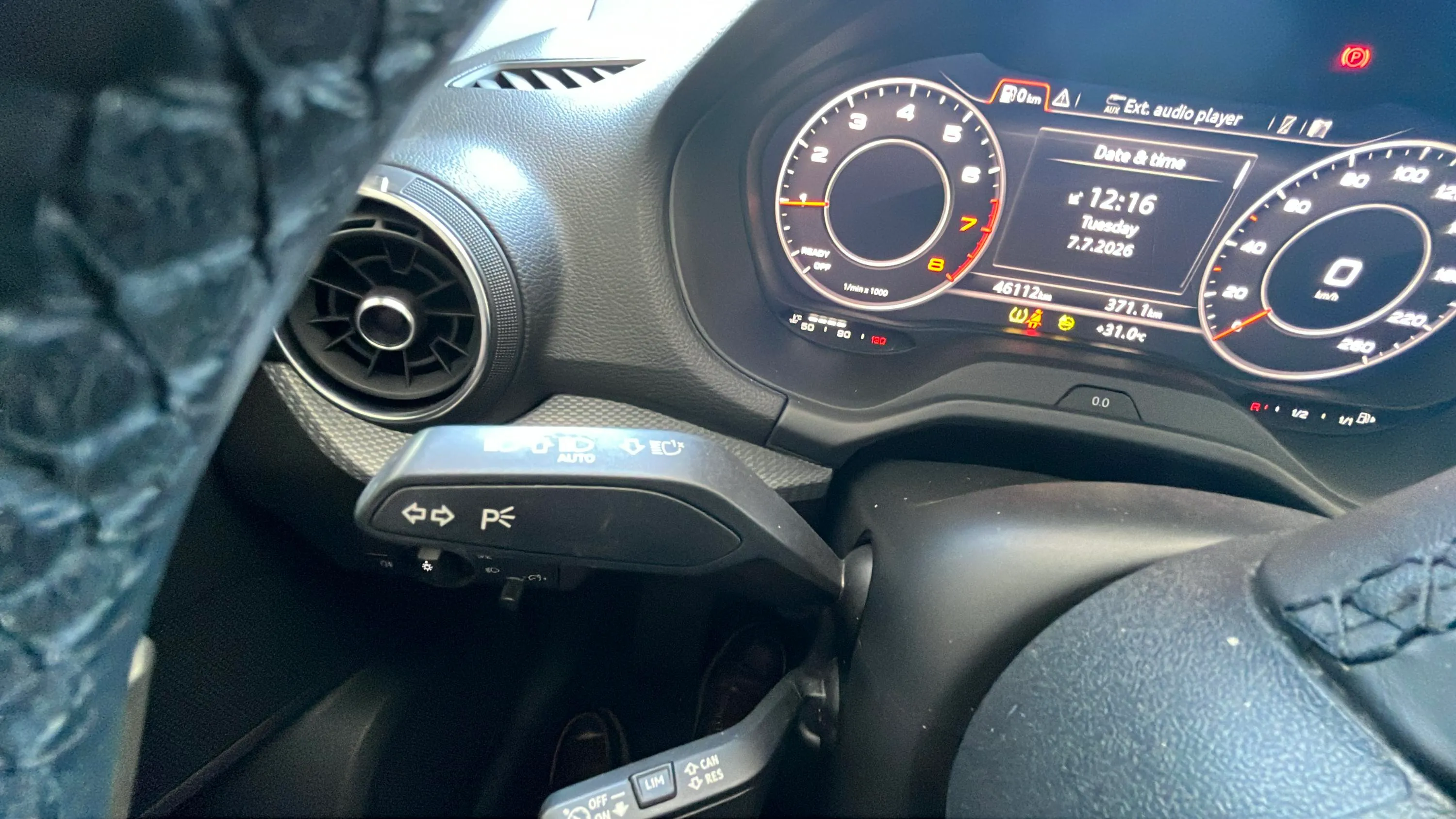 Audi Q2 30 TFSI - foto 14