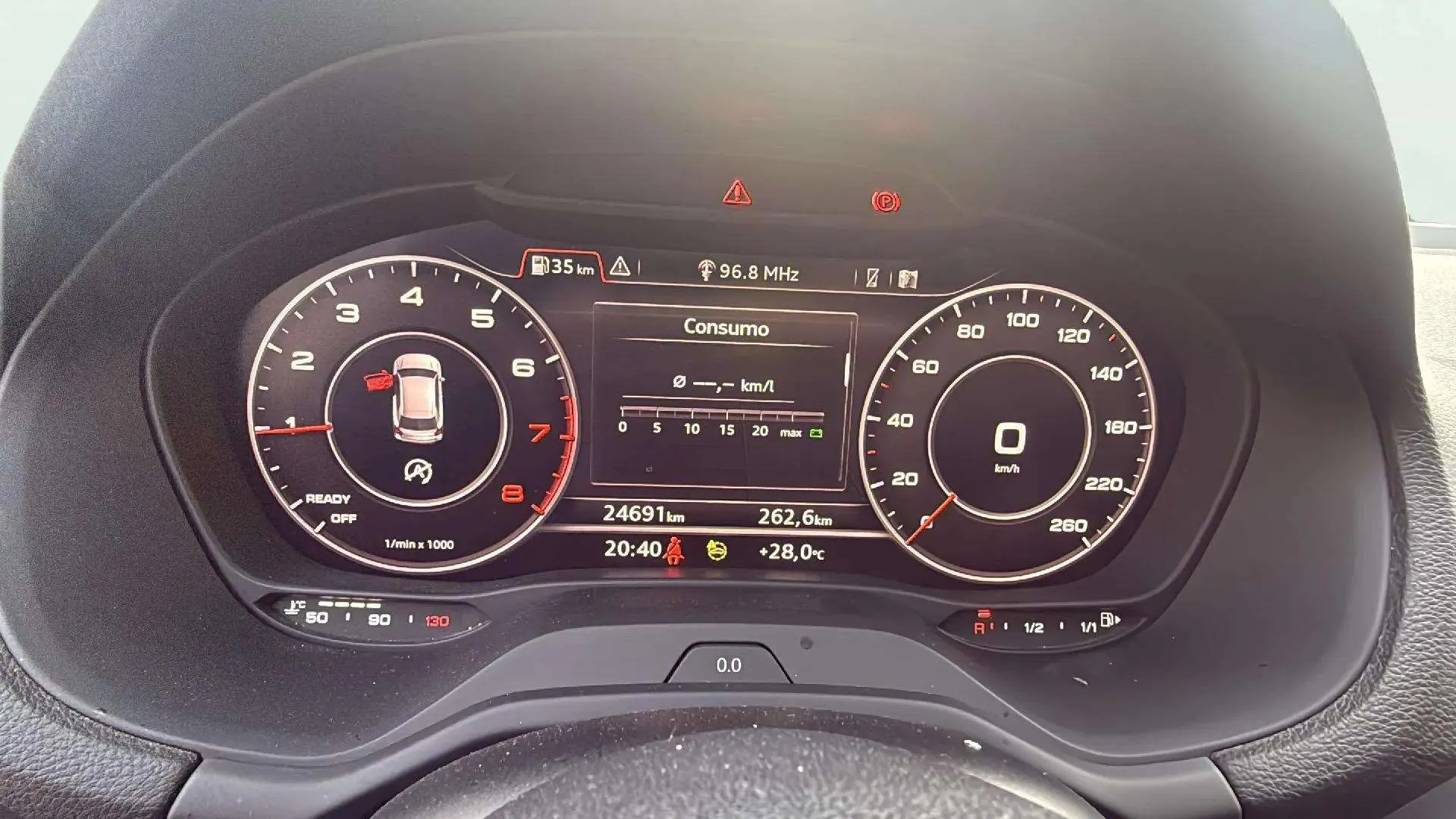 Audi Q2 30 TFSI - foto 13