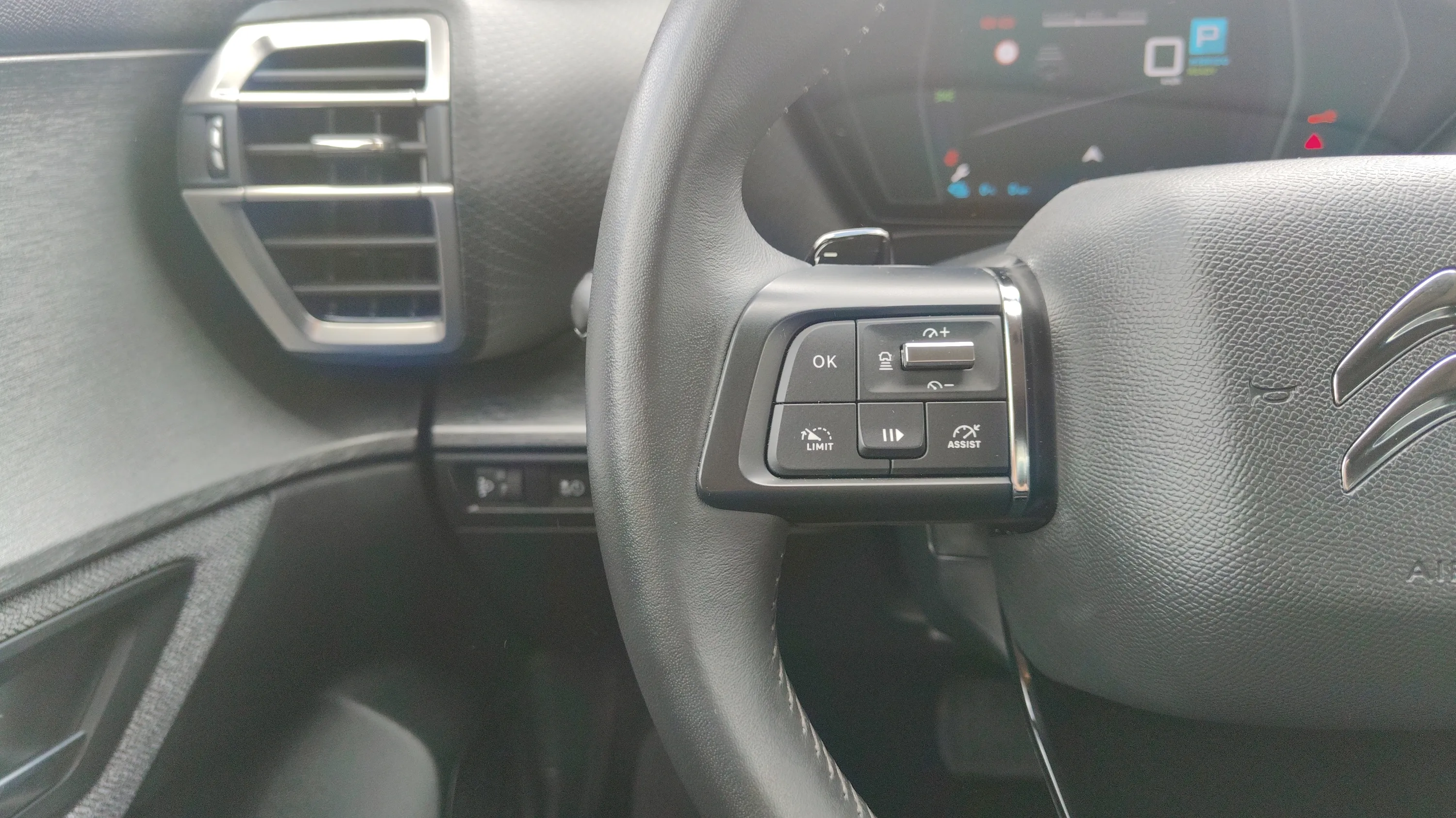 Citroën C5 X Hybrid 180 e-EAT8 Plus - foto 17