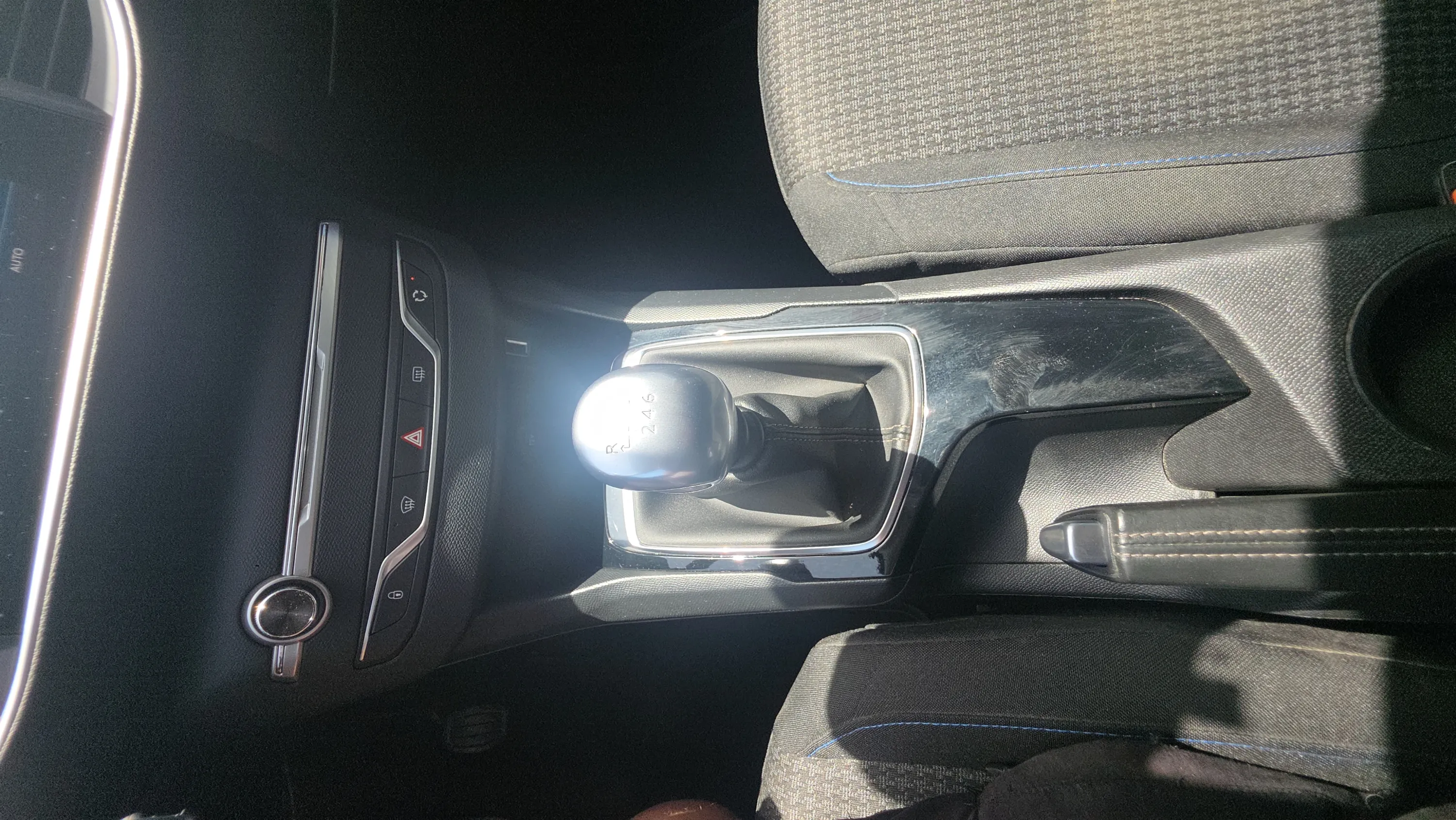 Peugeot 308 Style 1.5 BlueHDi - foto 24