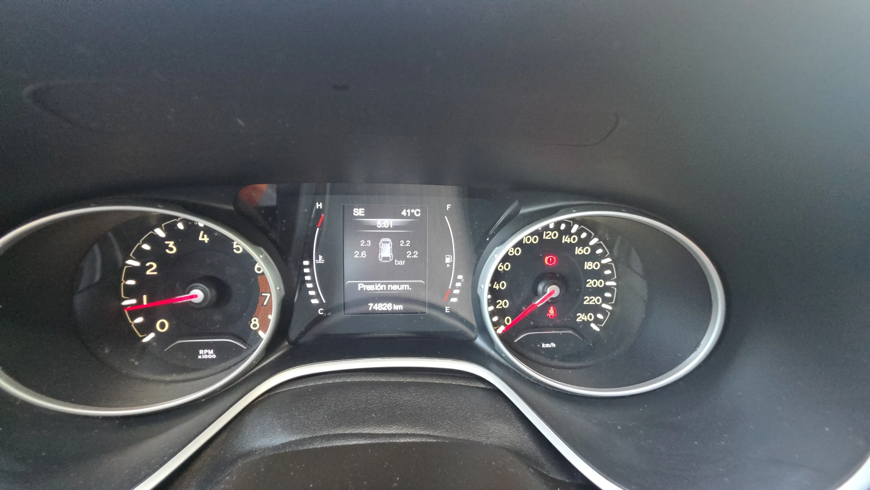 Jeep Compass 1.4 Mair Night Eagle 4x2 - foto 13
