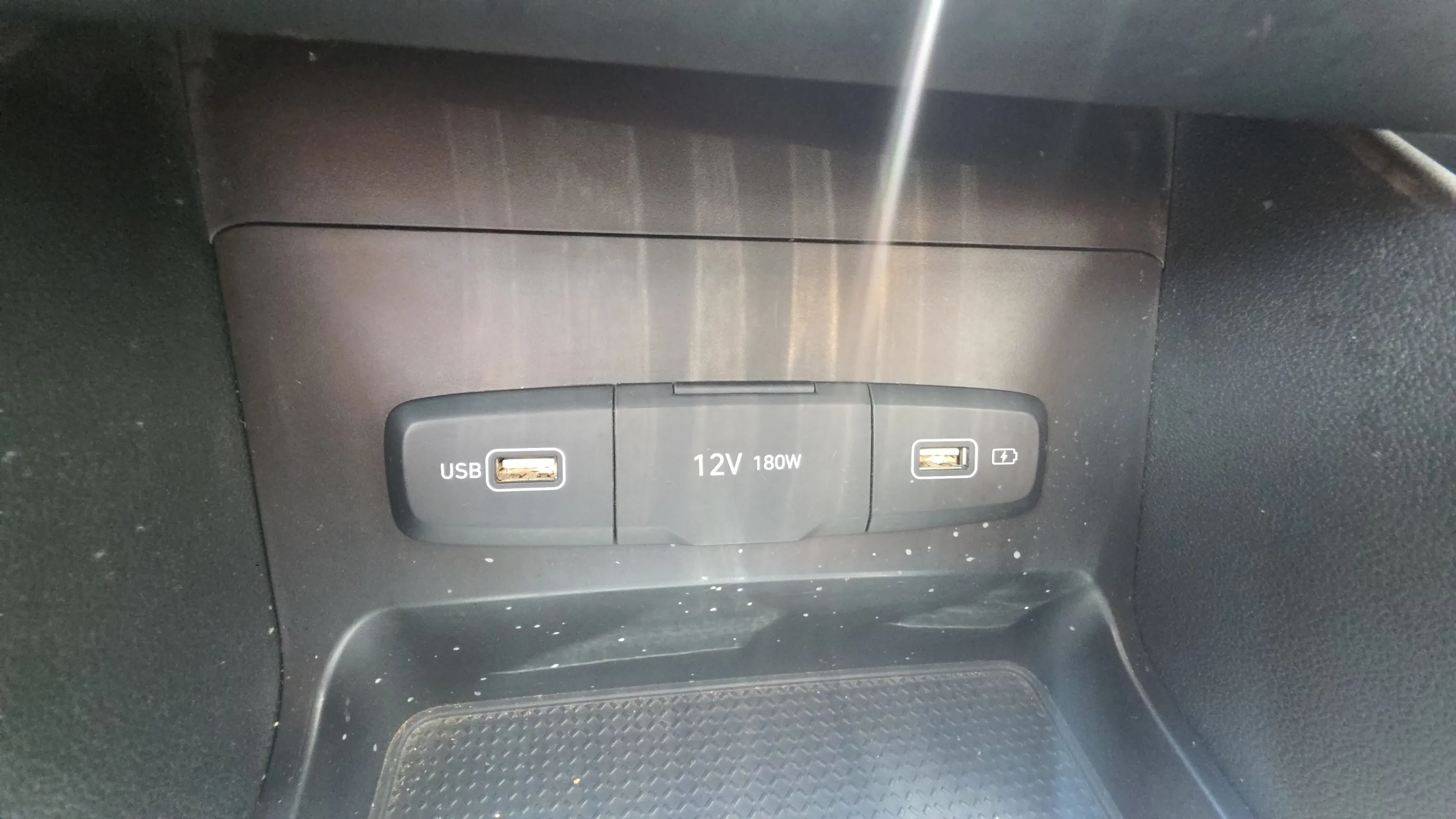 Hyundai Tucson 1.6 T-GDi Klass Safe - foto 23