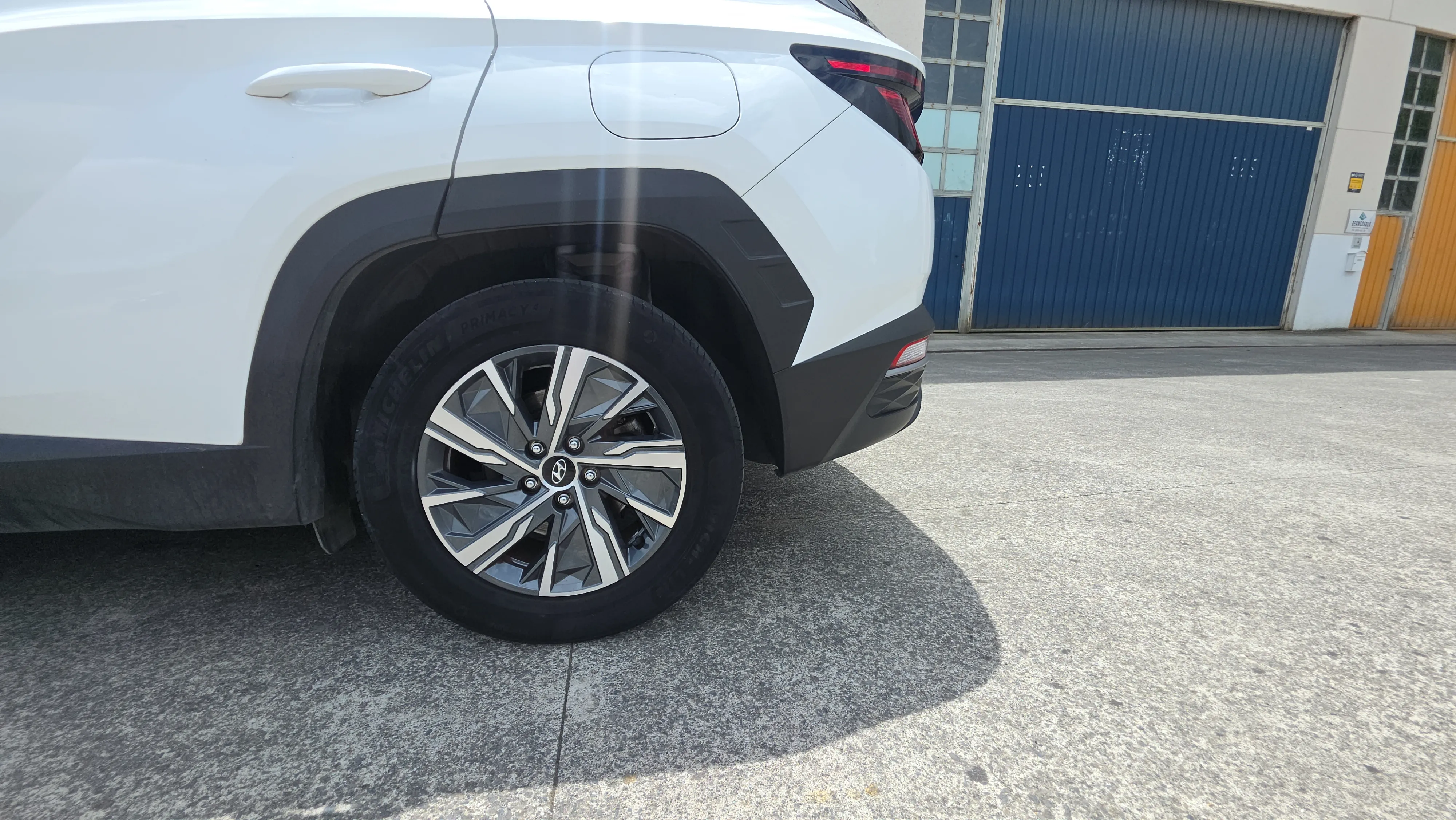 Hyundai Tucson 1.6 T-GDi Klass Safe - foto 16