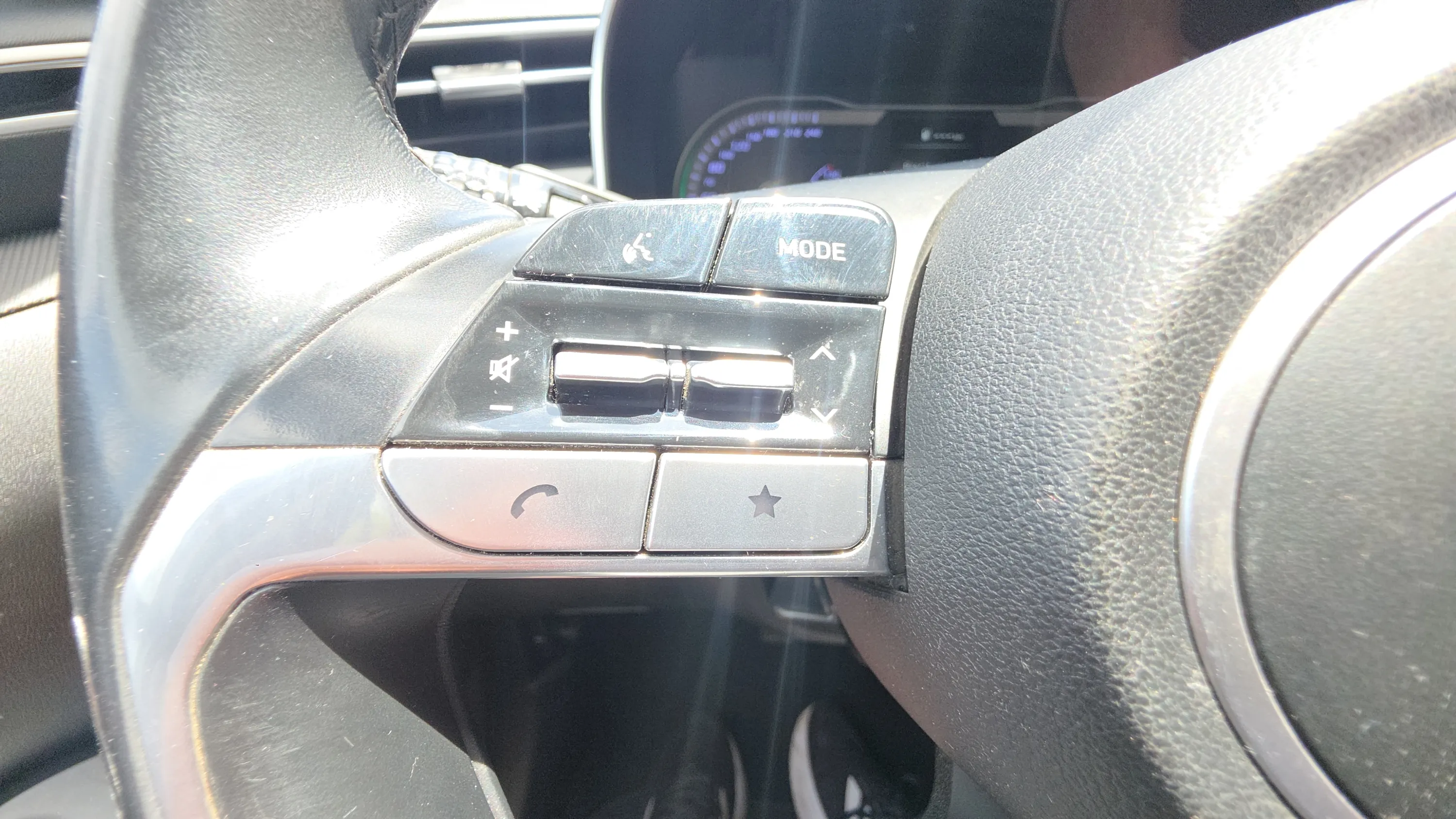 Hyundai Tucson 1.6 T-GDi Klass Safe - foto 26