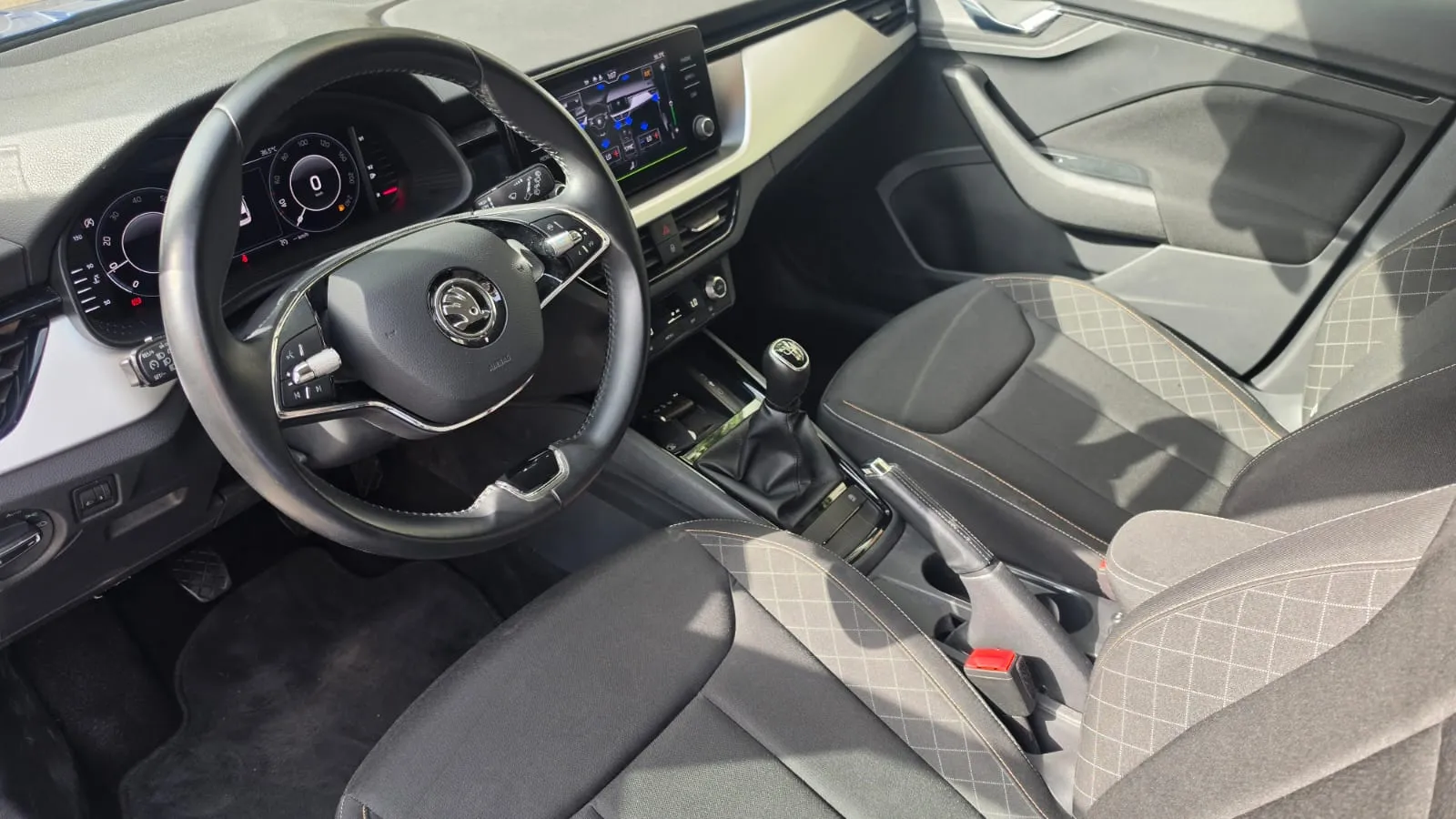 Škoda Scala 1.0 TSI Ambition - foto 14