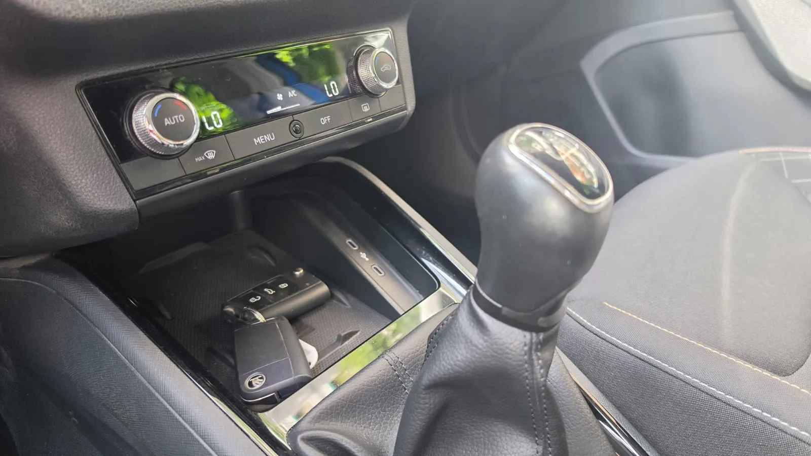 Škoda Scala 1.0 TSI Ambition - foto 18