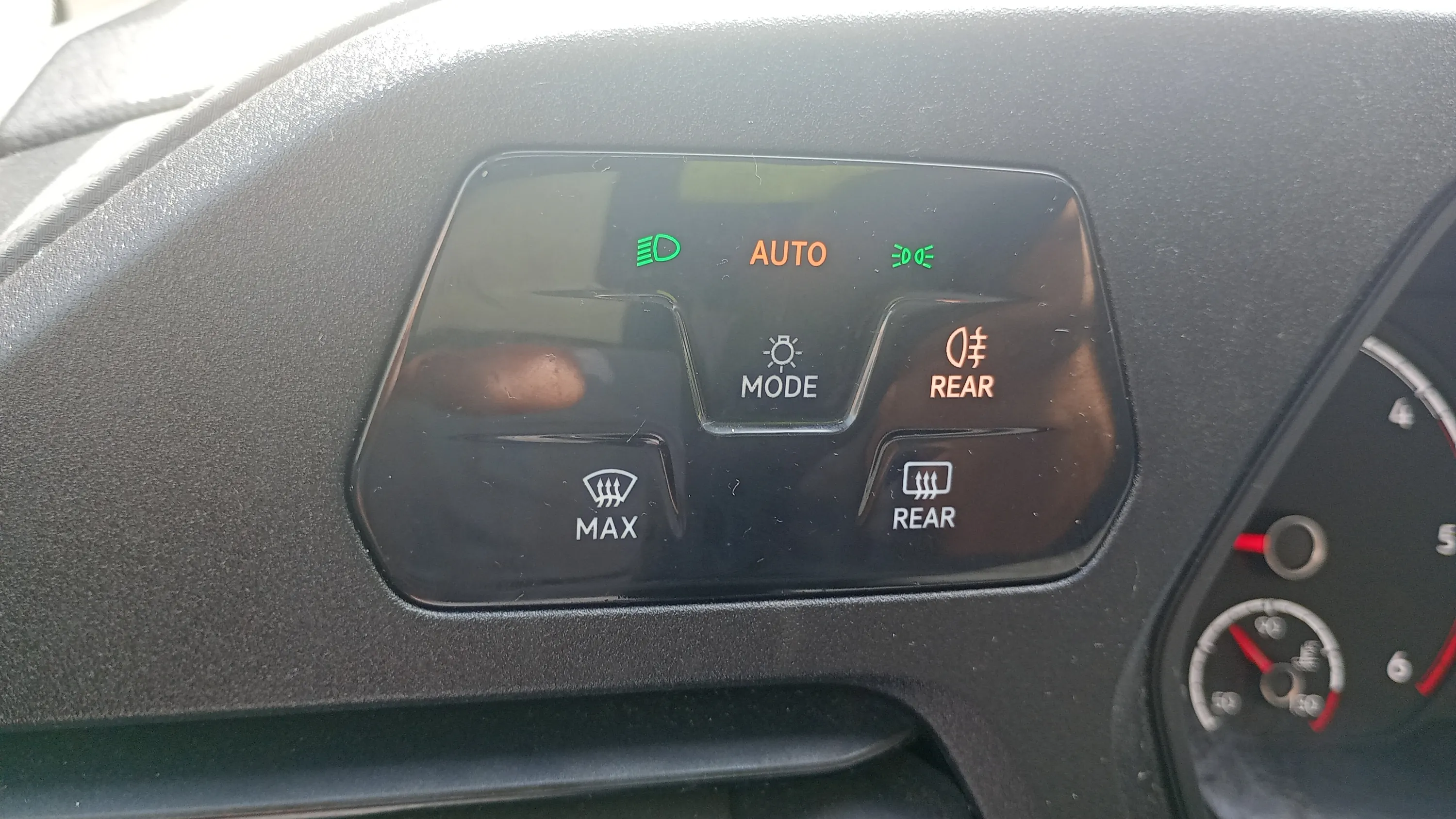 Volkswagen Caddy Origin 2.0 TDI - foto 15